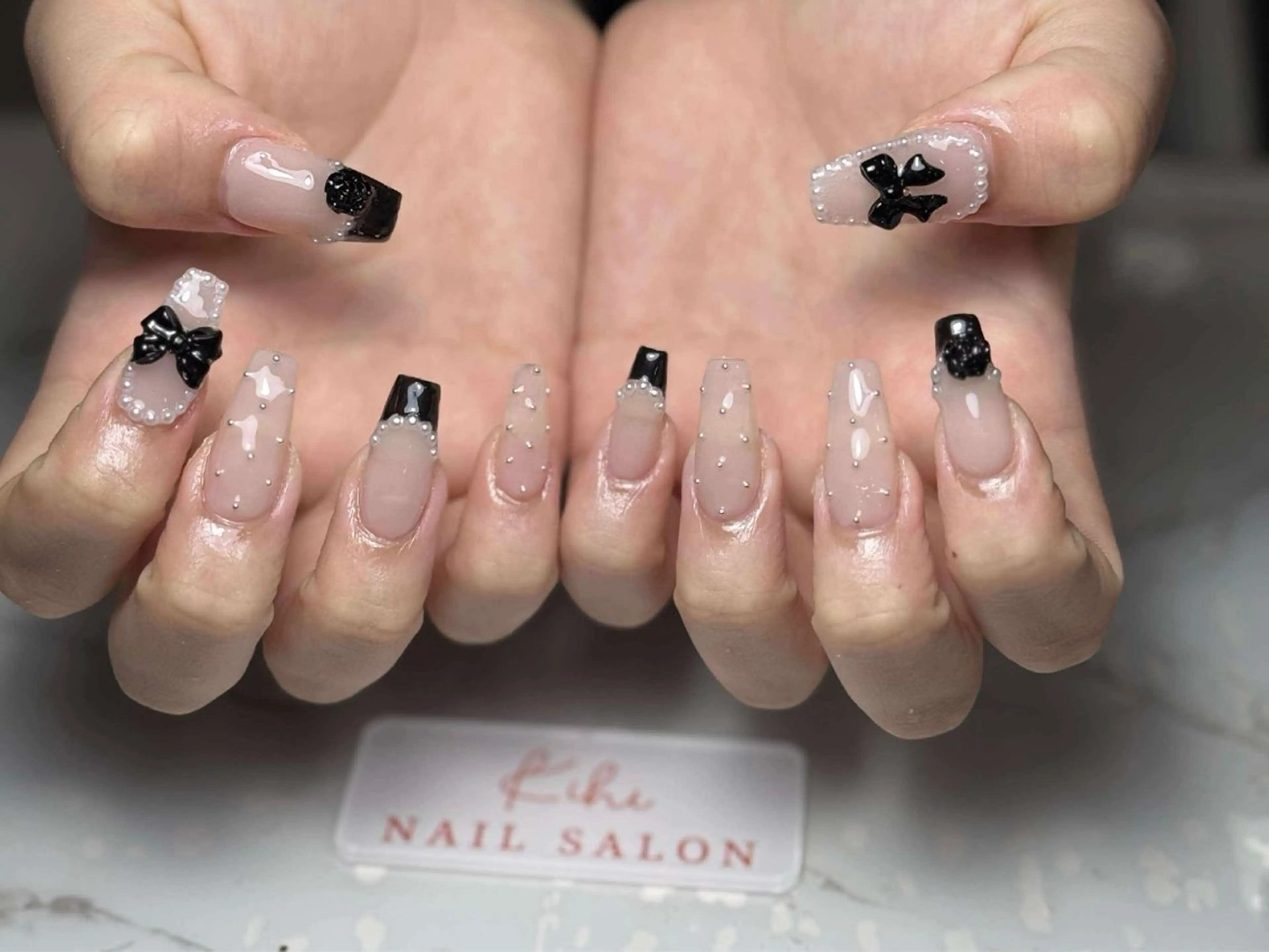 ネイル アートネイル フレンチネイル ジェルネイル グラデーション 韓国ネイル ハンドネイル 💕鈴木ユリ パラジェル/オフ無料のネイルデザイン