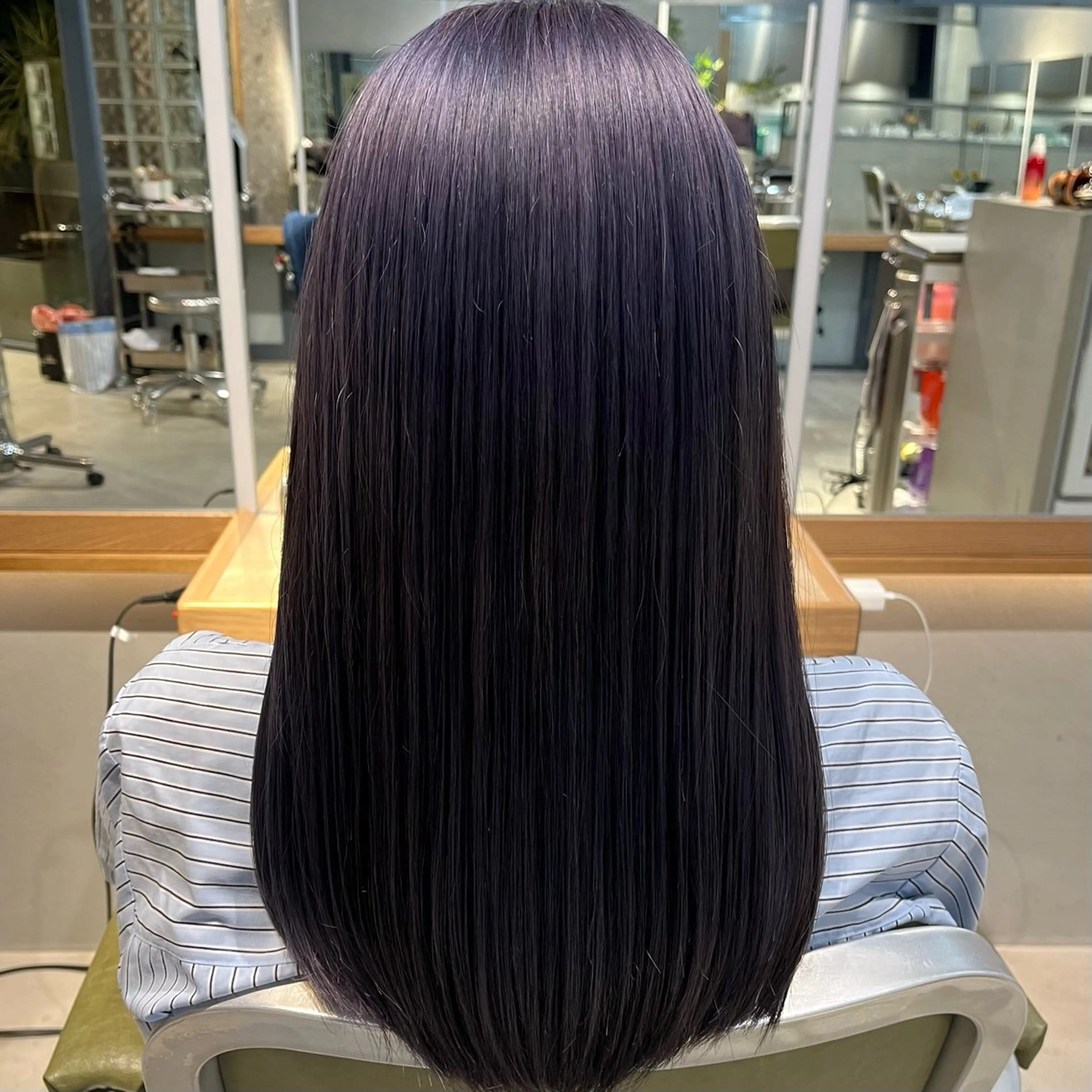 ヘアカラー【弱酸性カラーでダメージレス✨️】の写真