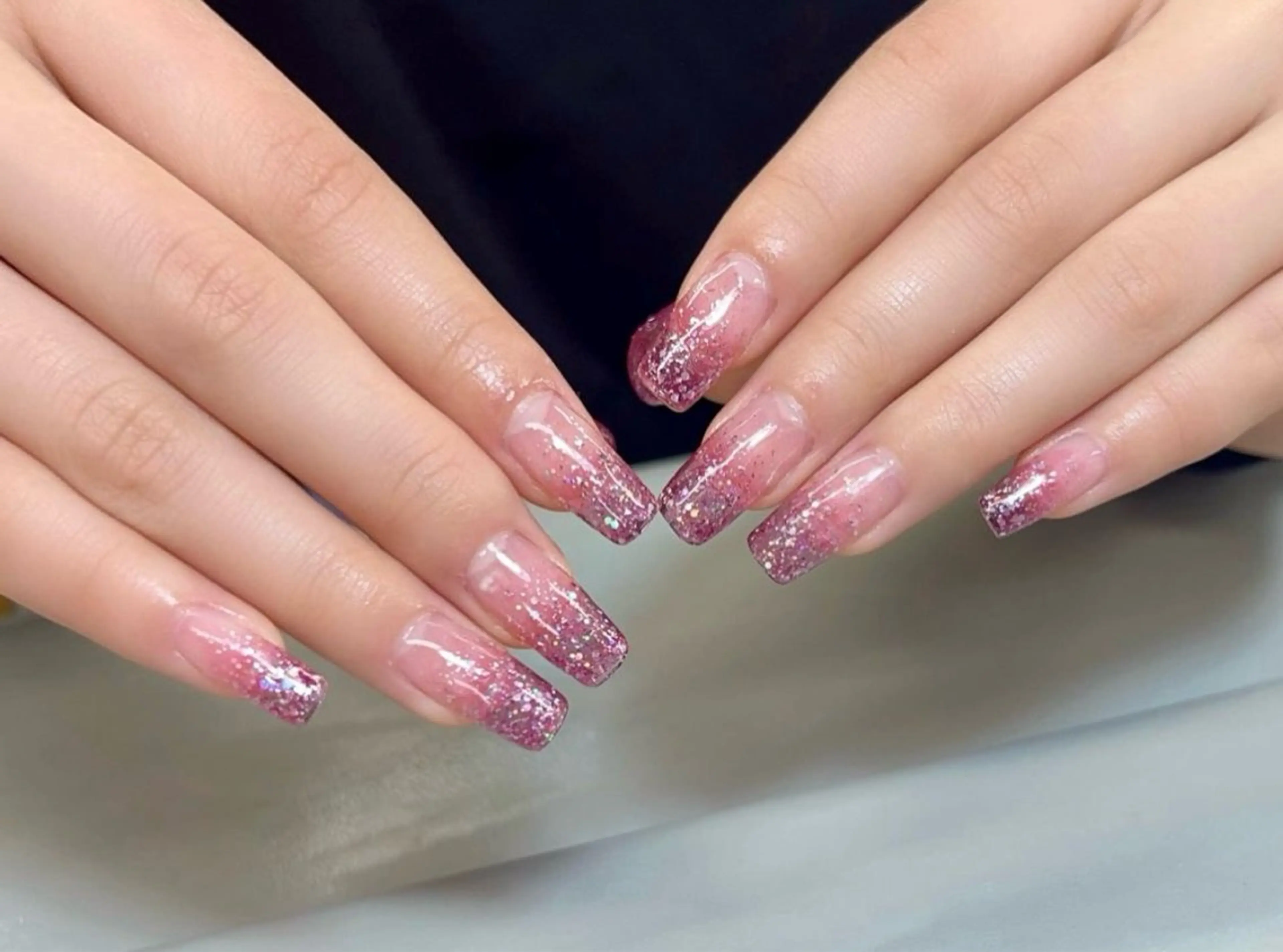 ネイル ハンドネイル 佐藤 依娜のネイルデザイン