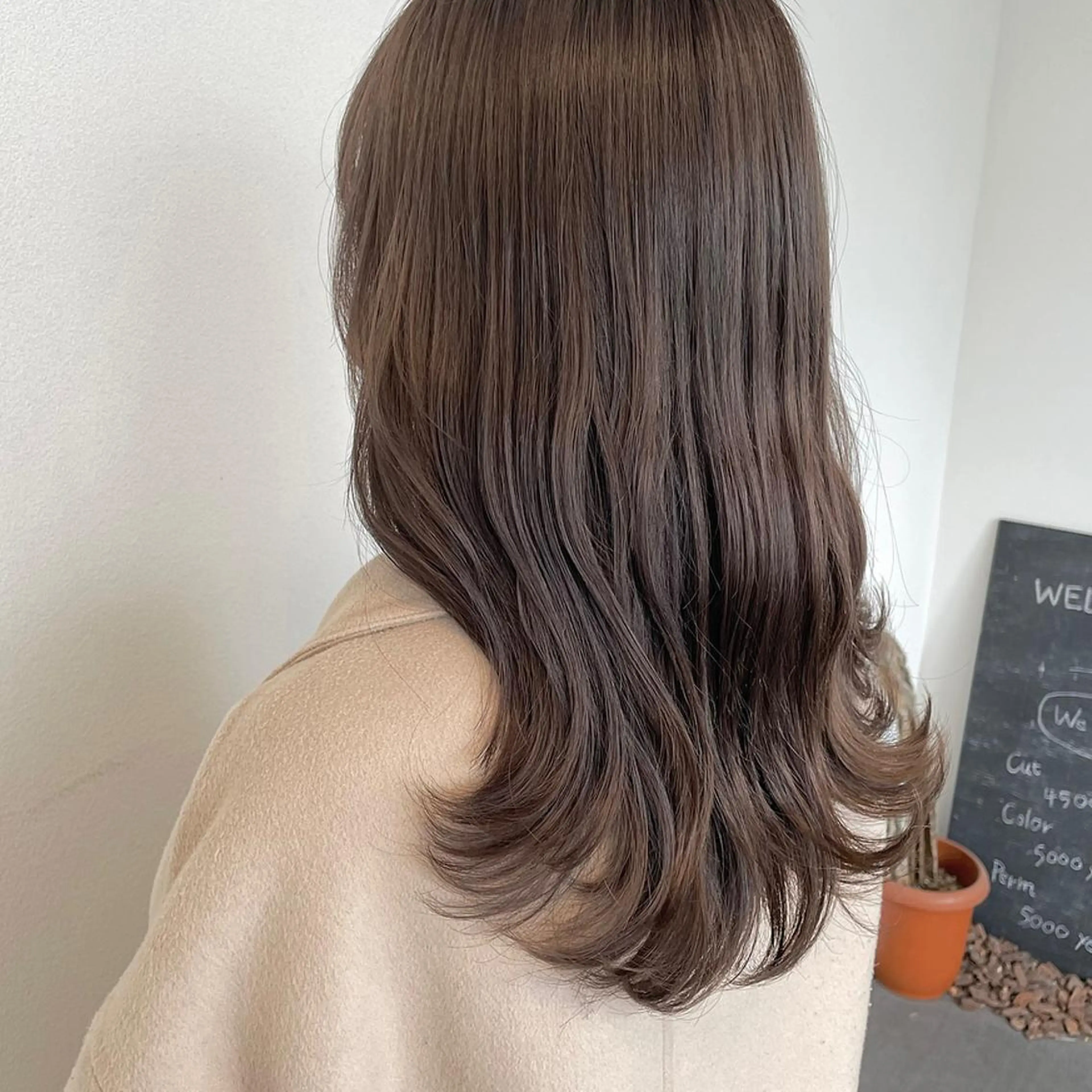 セミロング カット ヘアカラー トリートメント GPIP 近藤沙樹のヘアスタイル