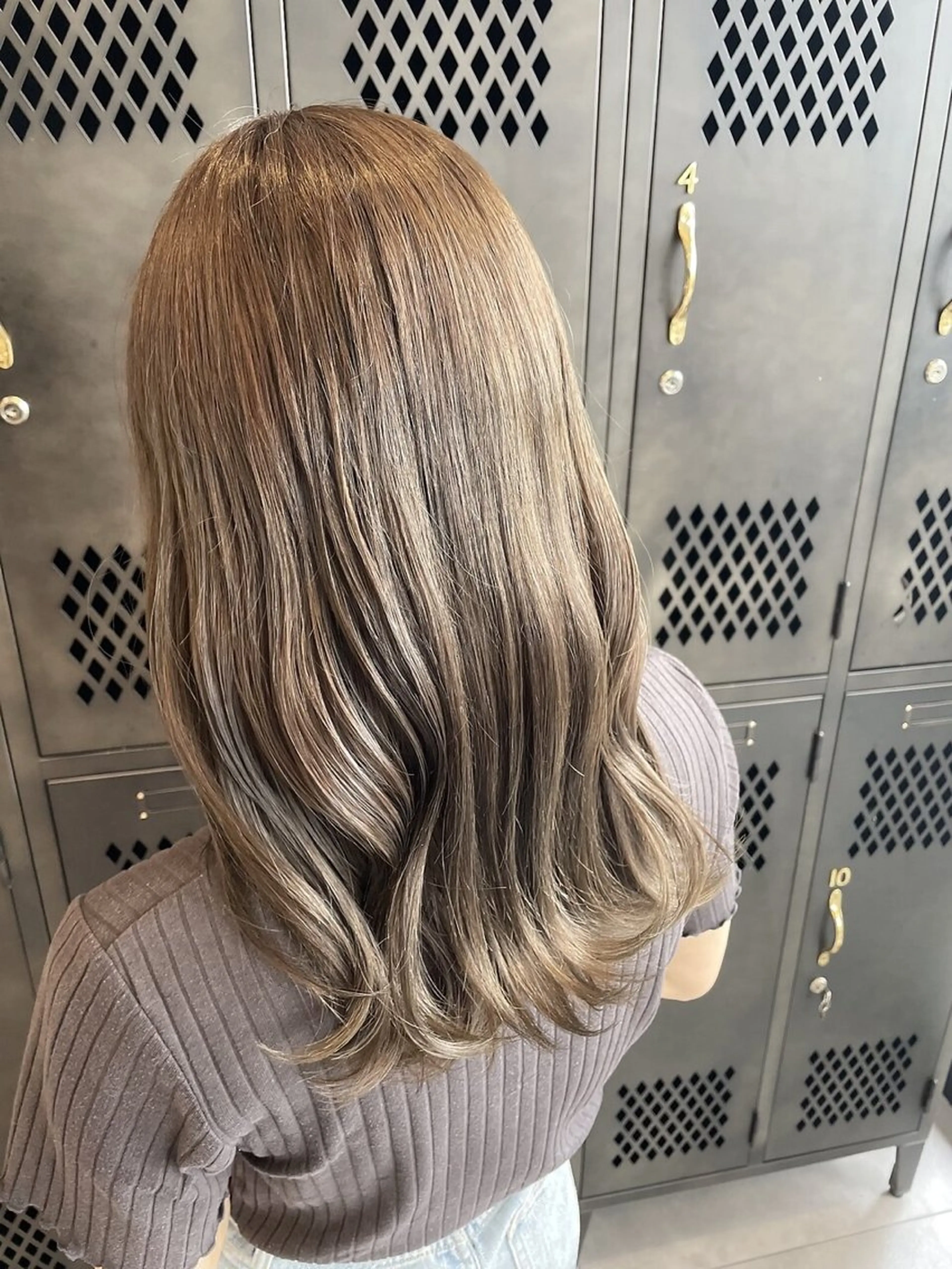 カラー koharu /豊川/Lissのヘアスタイル