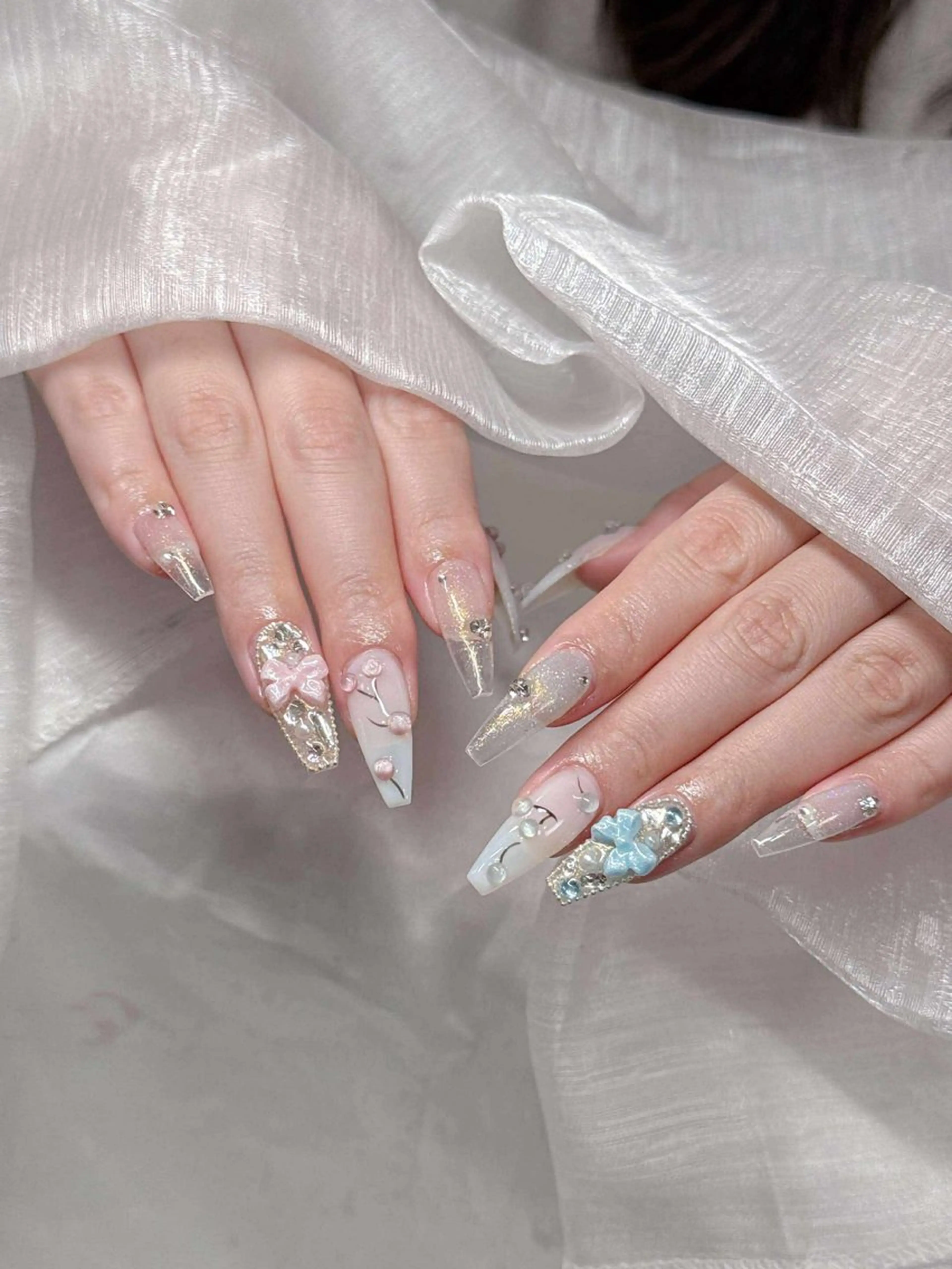 ネイル ハンドネイル Lee Nailsのネイルデザイン