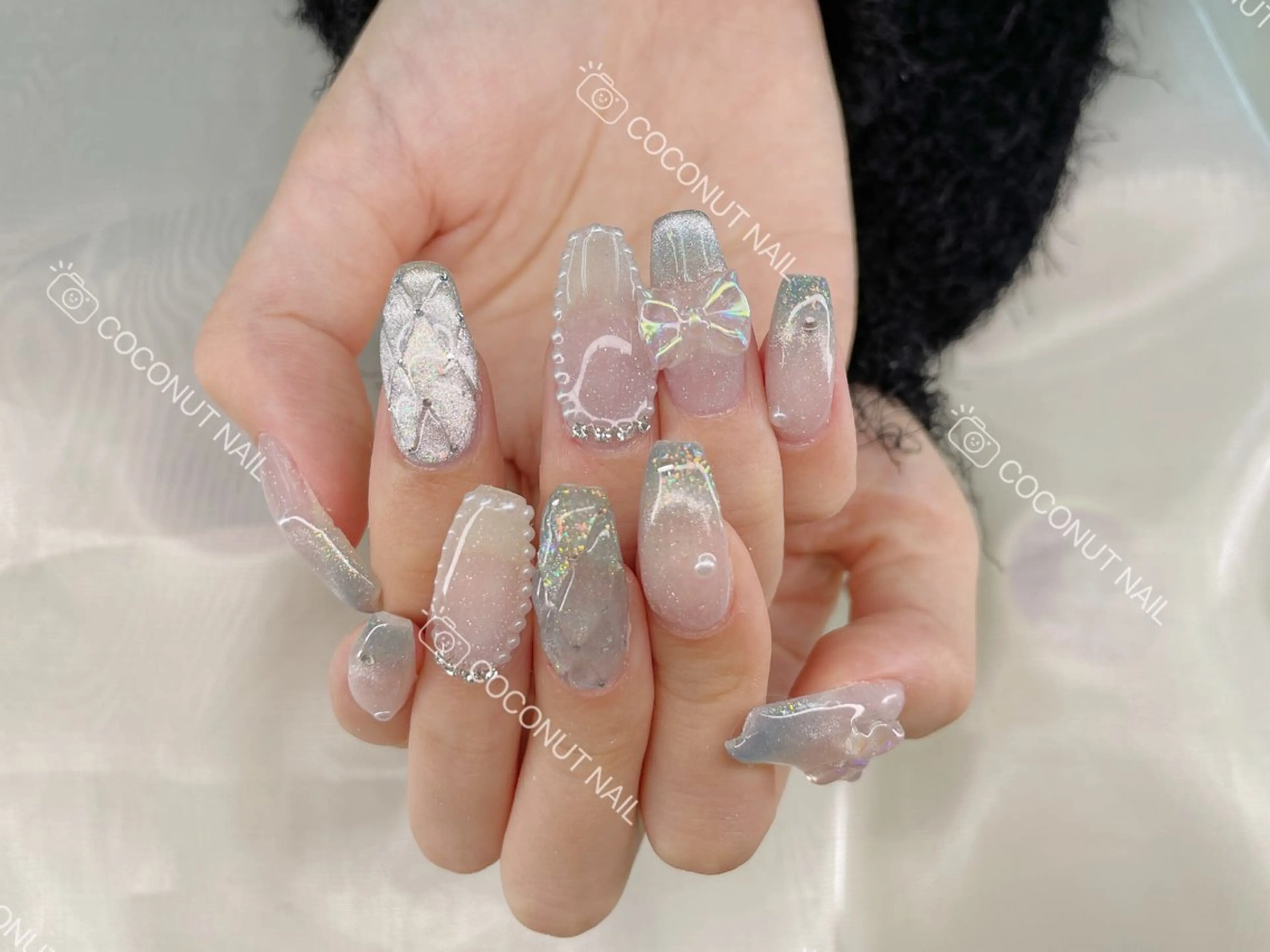 ネイル べっ甲ネイル フレンチネイル キラキラネイル マグネットネイル 大理石ネイル(マーブル) ハンドネイル 神田 ココナッツのネイルデザイン