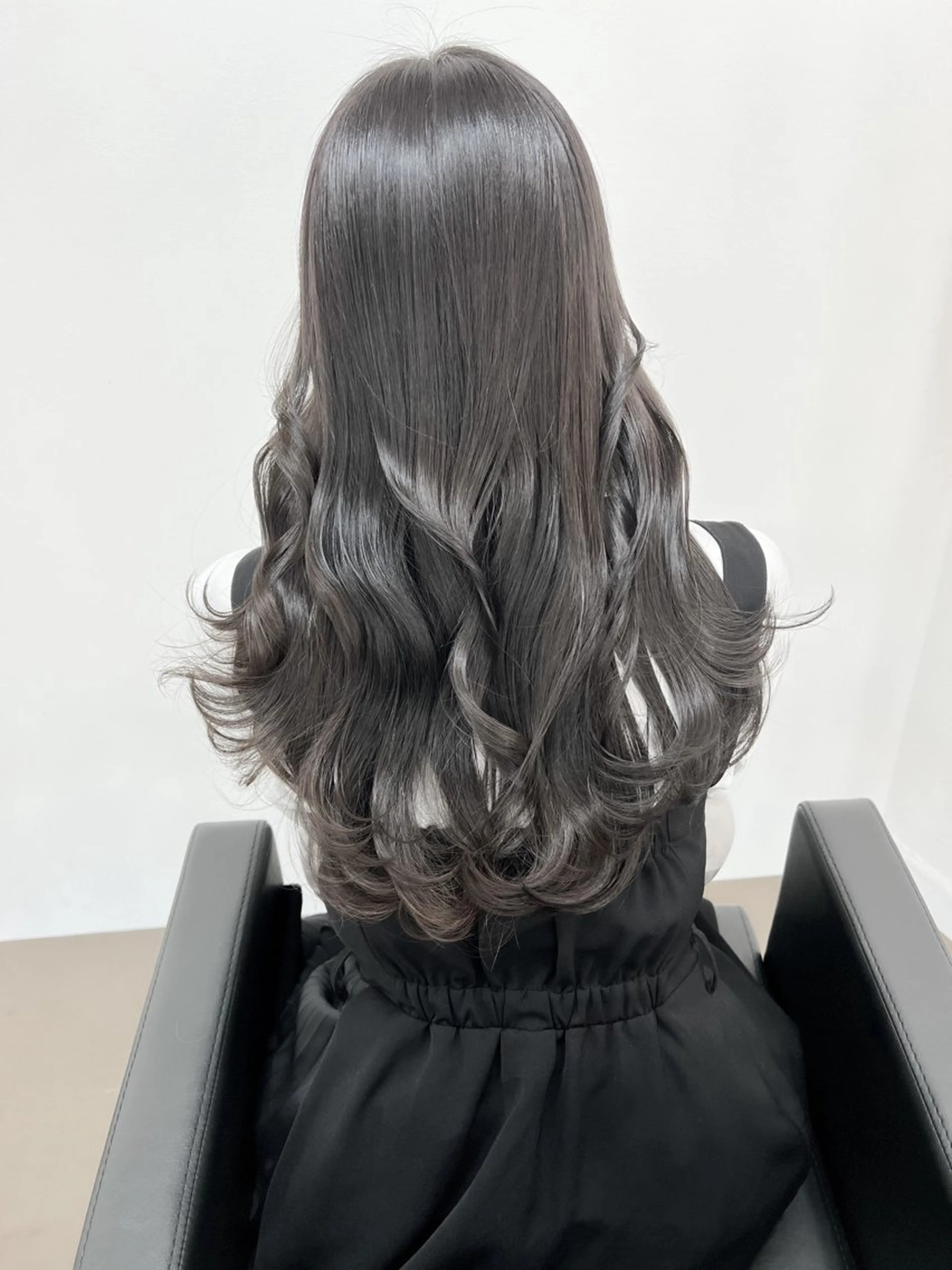 ロング カラー グレージュ 神戸ボブ✂️ ioe三宮/田 伸佳のヘアスタイル