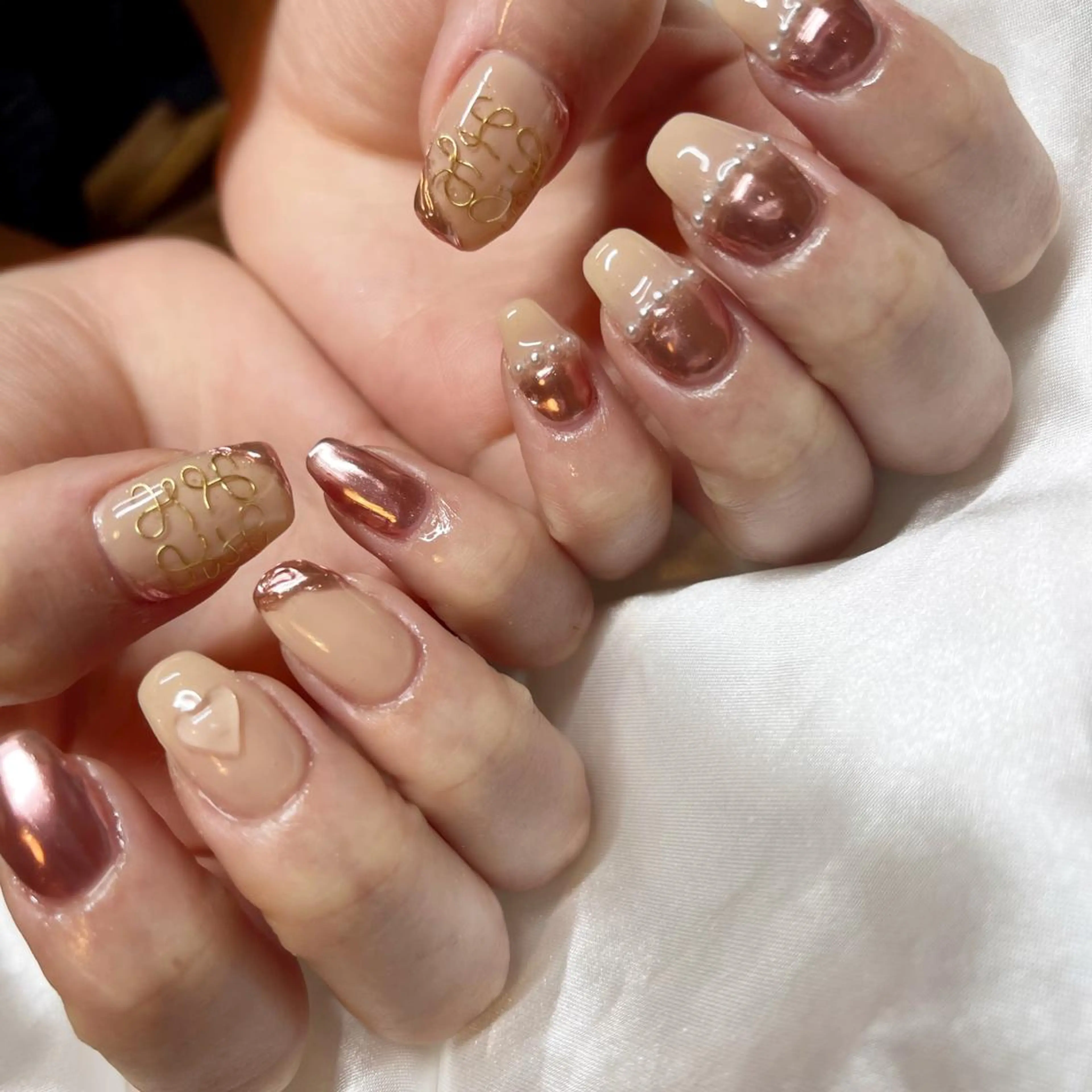 ネイル BINEL REINAのネイルデザイン