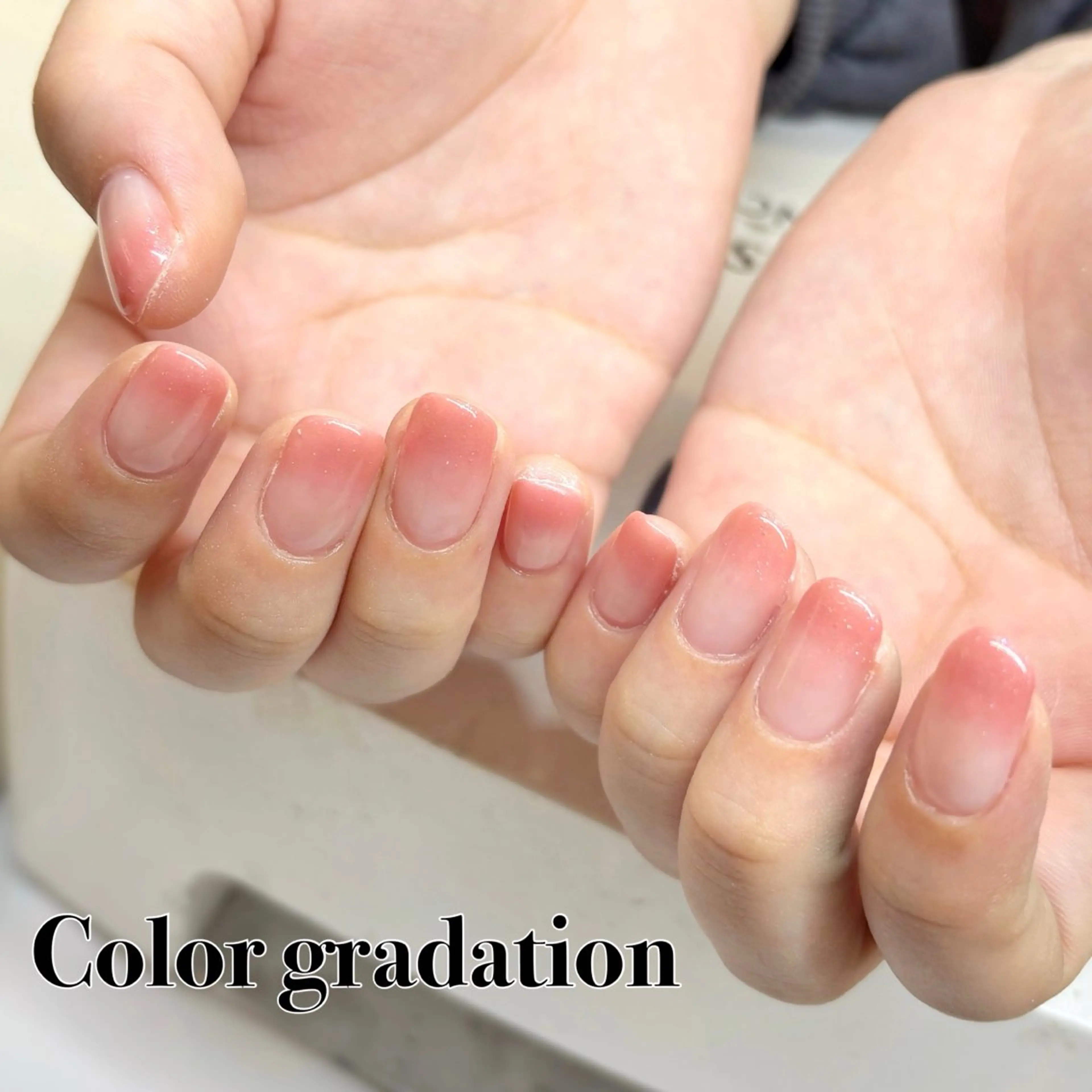 ネイル グラデーション ピンク ネイルサロンエーナイン本店所属・【モデル募集中】 hina🌼のネイルデザイン