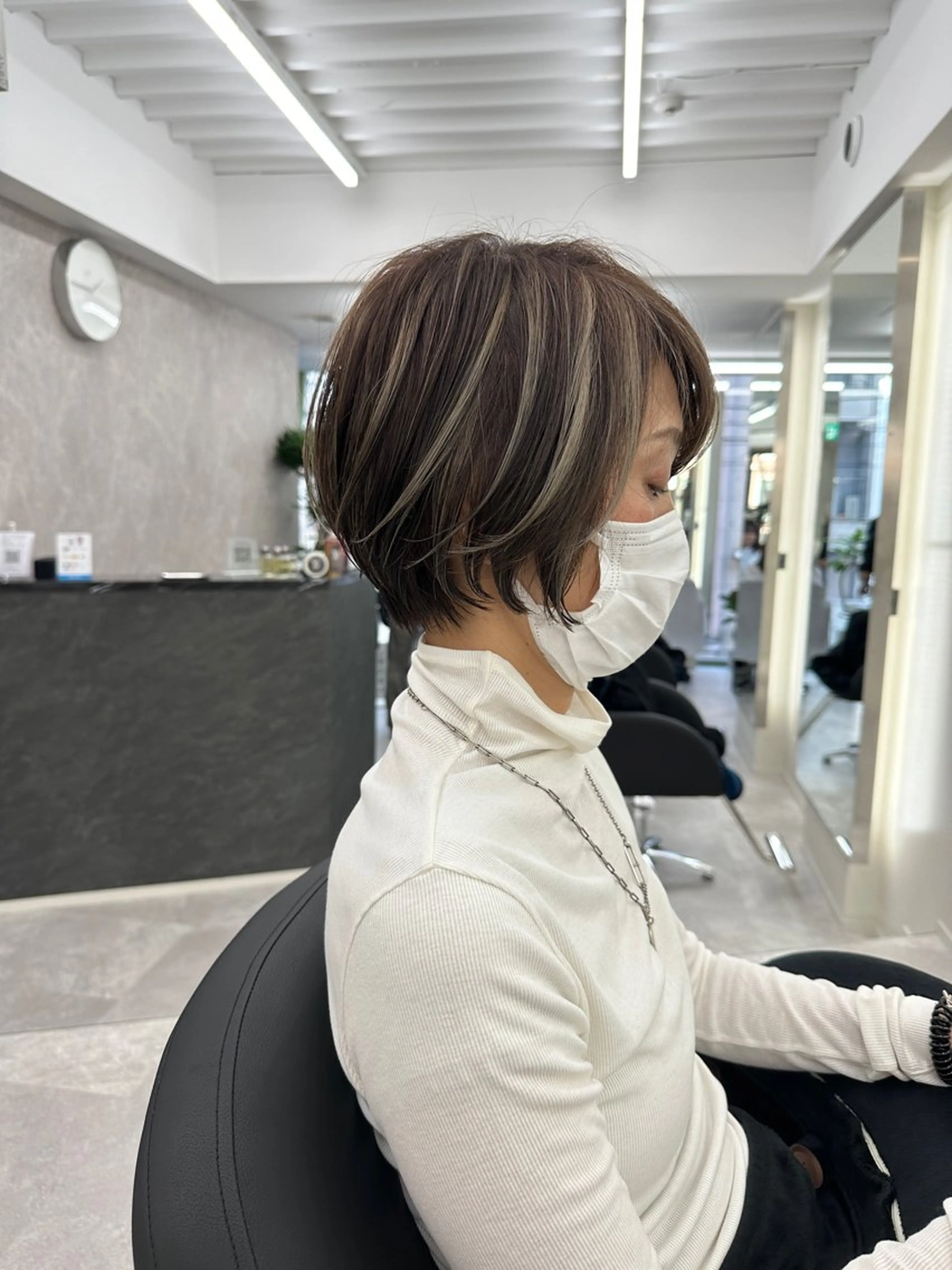 コントラストハイライト×髪質改善トリートメントの写真