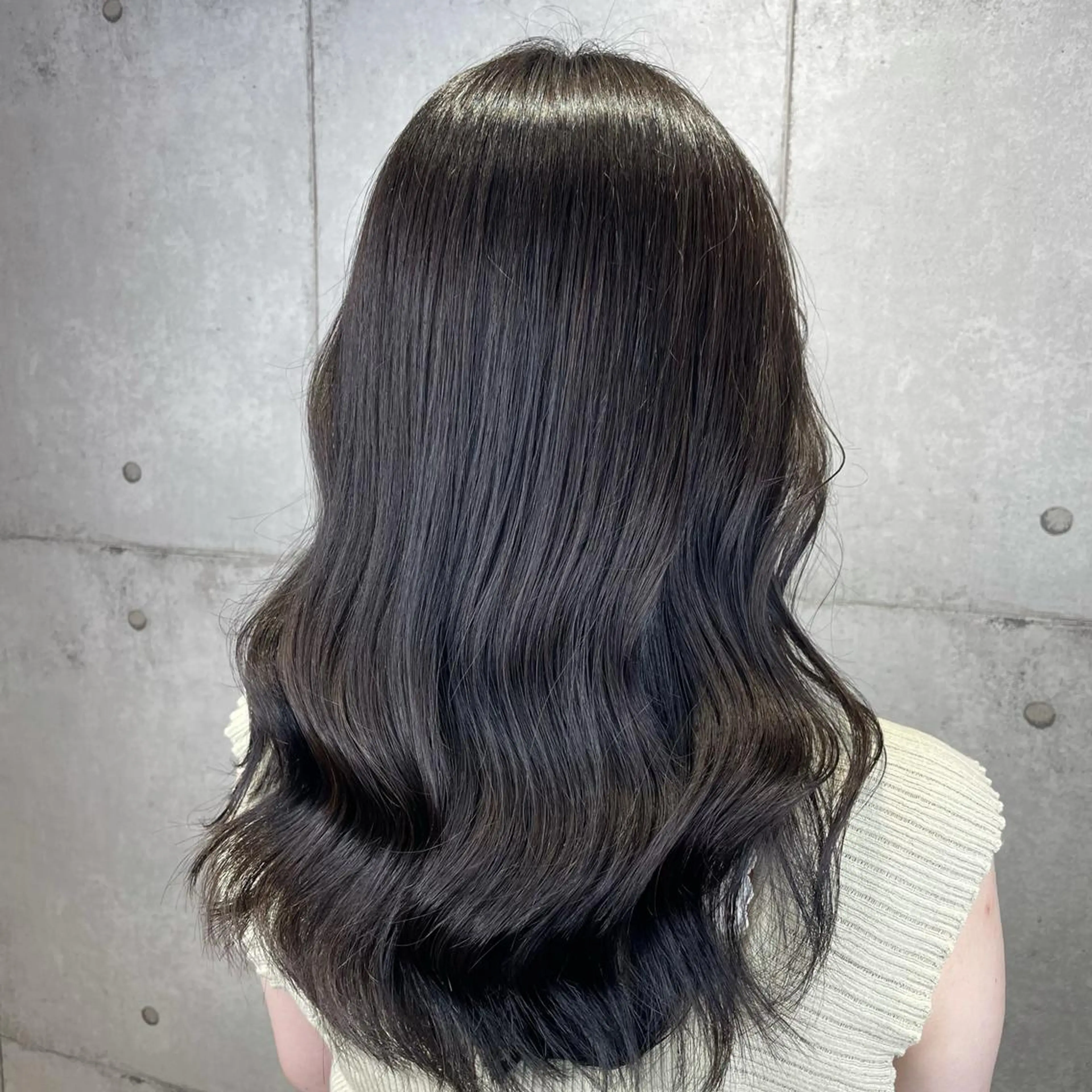 ロング ヘアカラー トリートメント newi 赤羽のヘアスタイル