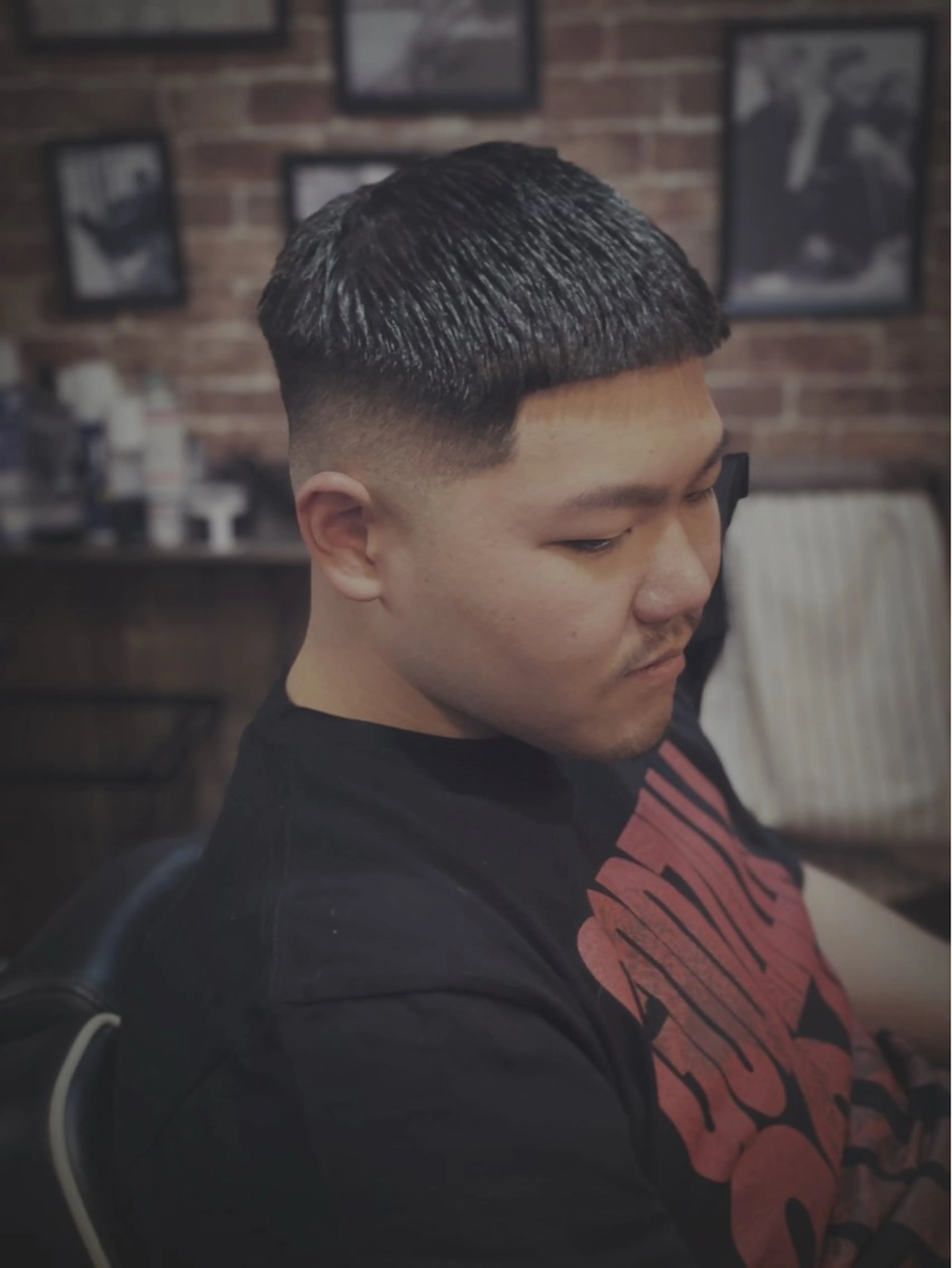ショート メンズ フェードカット スキンフェード カット Barbershop UN-FIL所属・川上 黎弥のヘアスタイル
