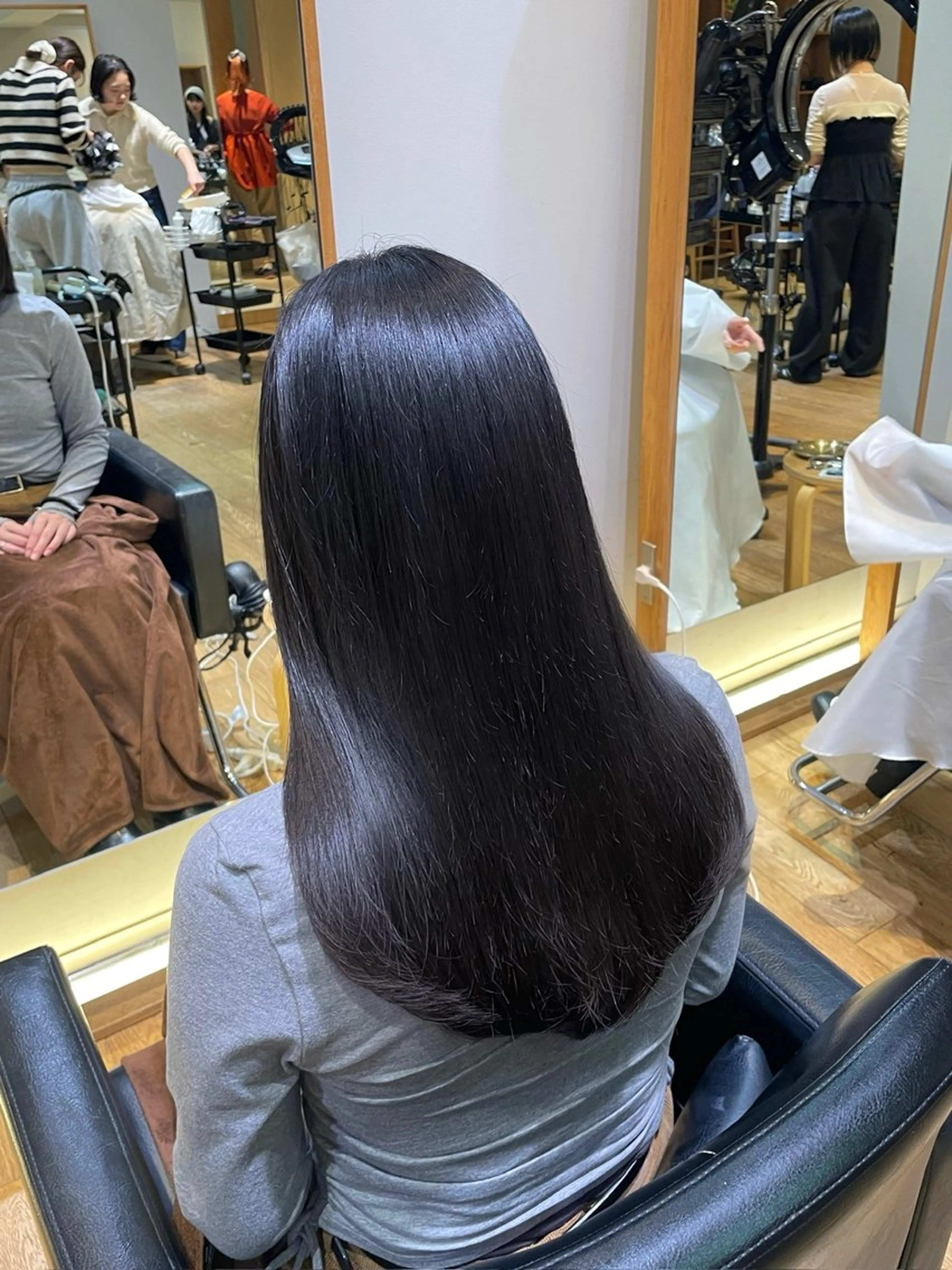 ロング パーマ カット 縮毛矯正 トリートメント 縮毛矯正/レイヤー 🌙ひかるのヘアスタイル