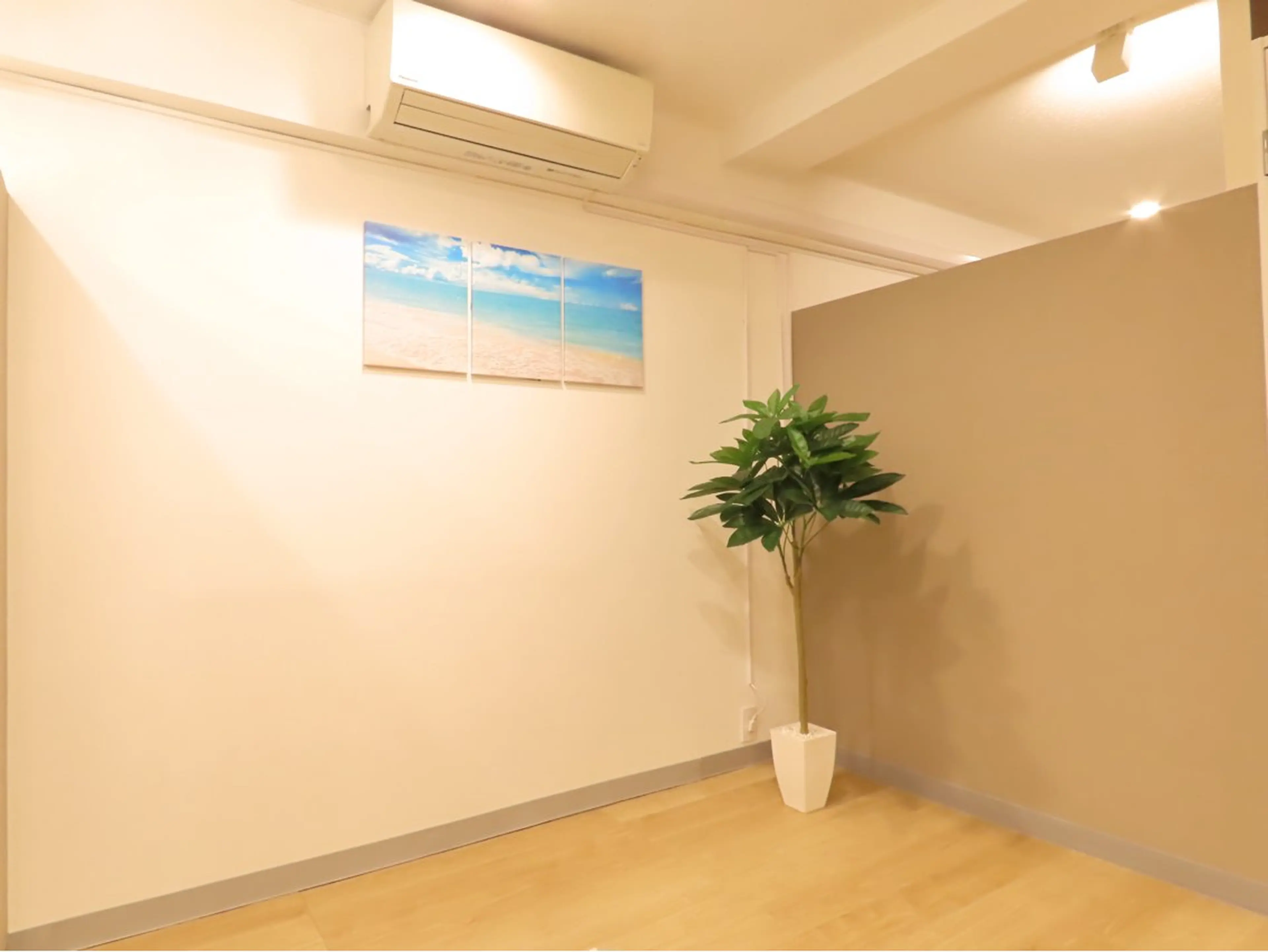 脱毛サロン　ニカ所属・☀️脱毛・美容矯正 サロン　ニカ☀️のエステ・リラクイメージ