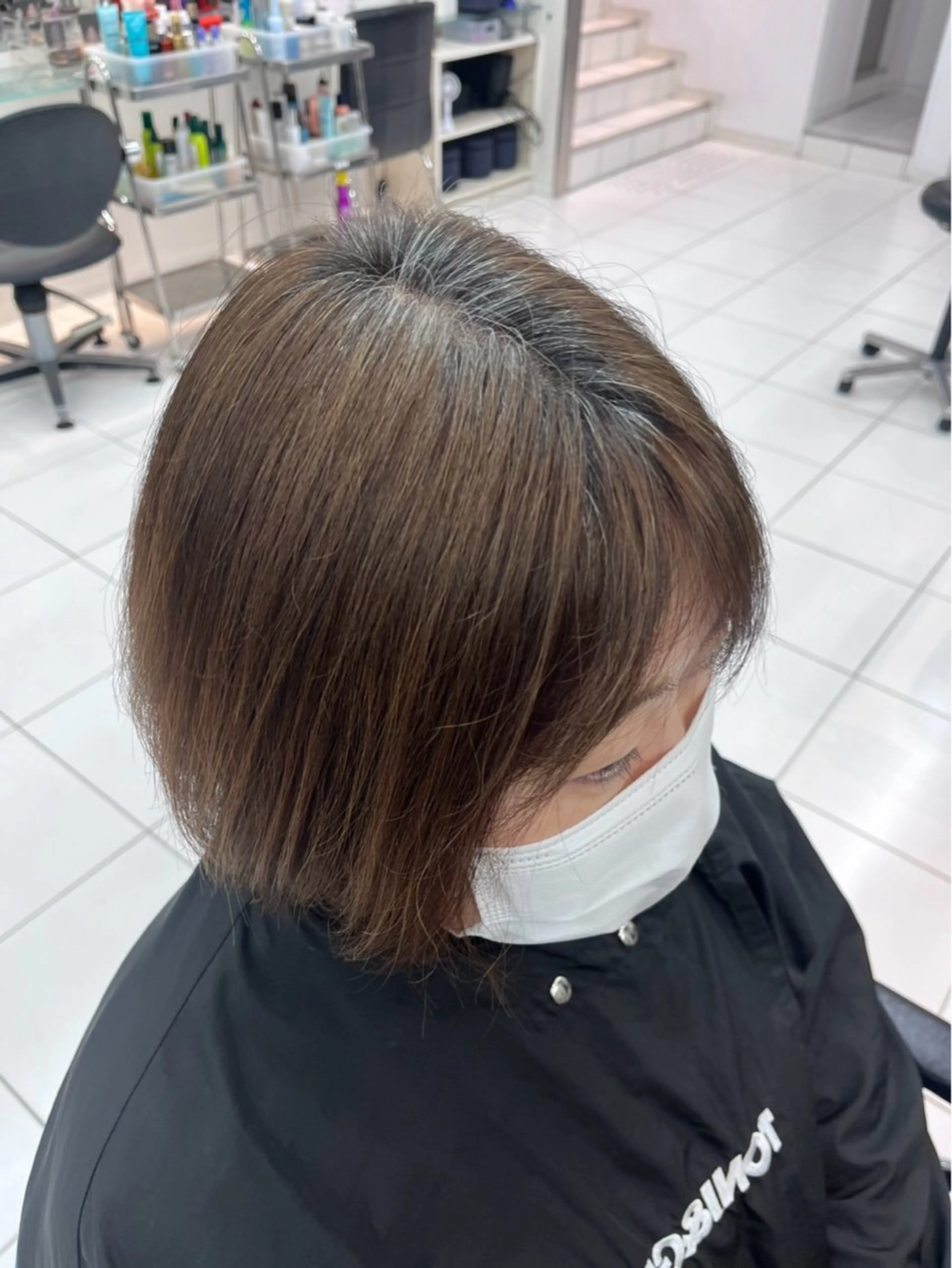 ミディアム ユヅキ ハイライトモデル募集のヘアスタイル