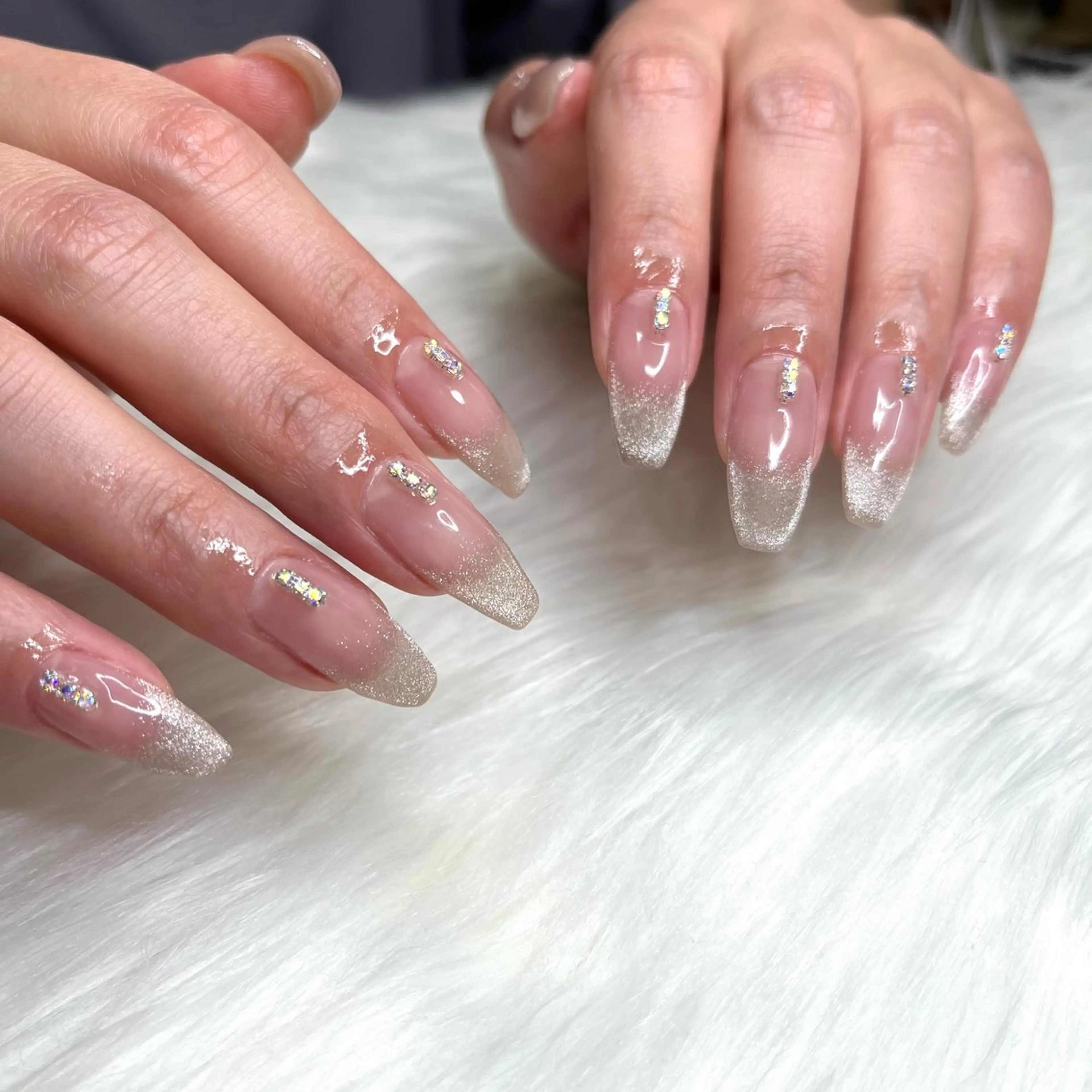 ネイル ハンドネイル vary clue所属・nailist🌻 YUKARIのネイルデザイン