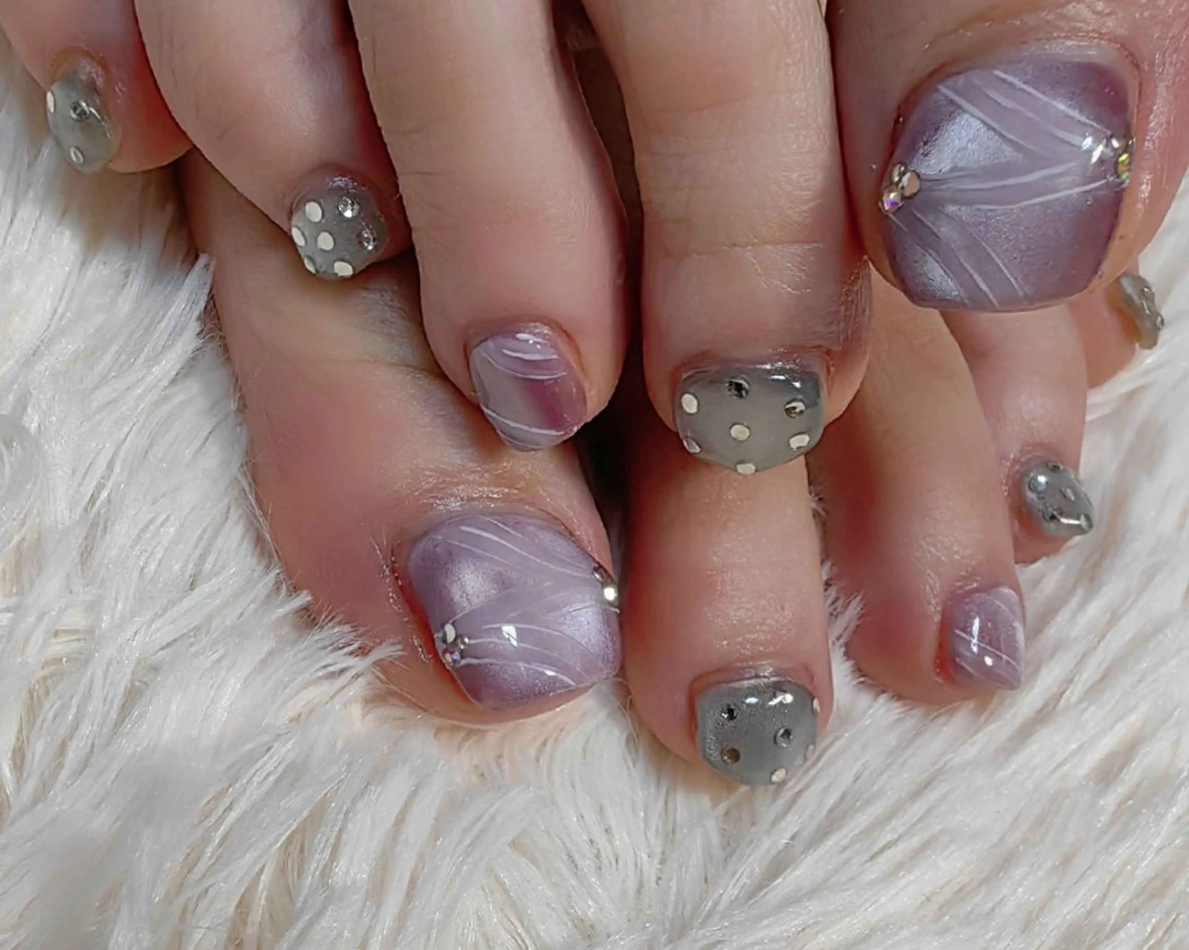 ネイル リボン フットネイル reve あやののネイルデザイン