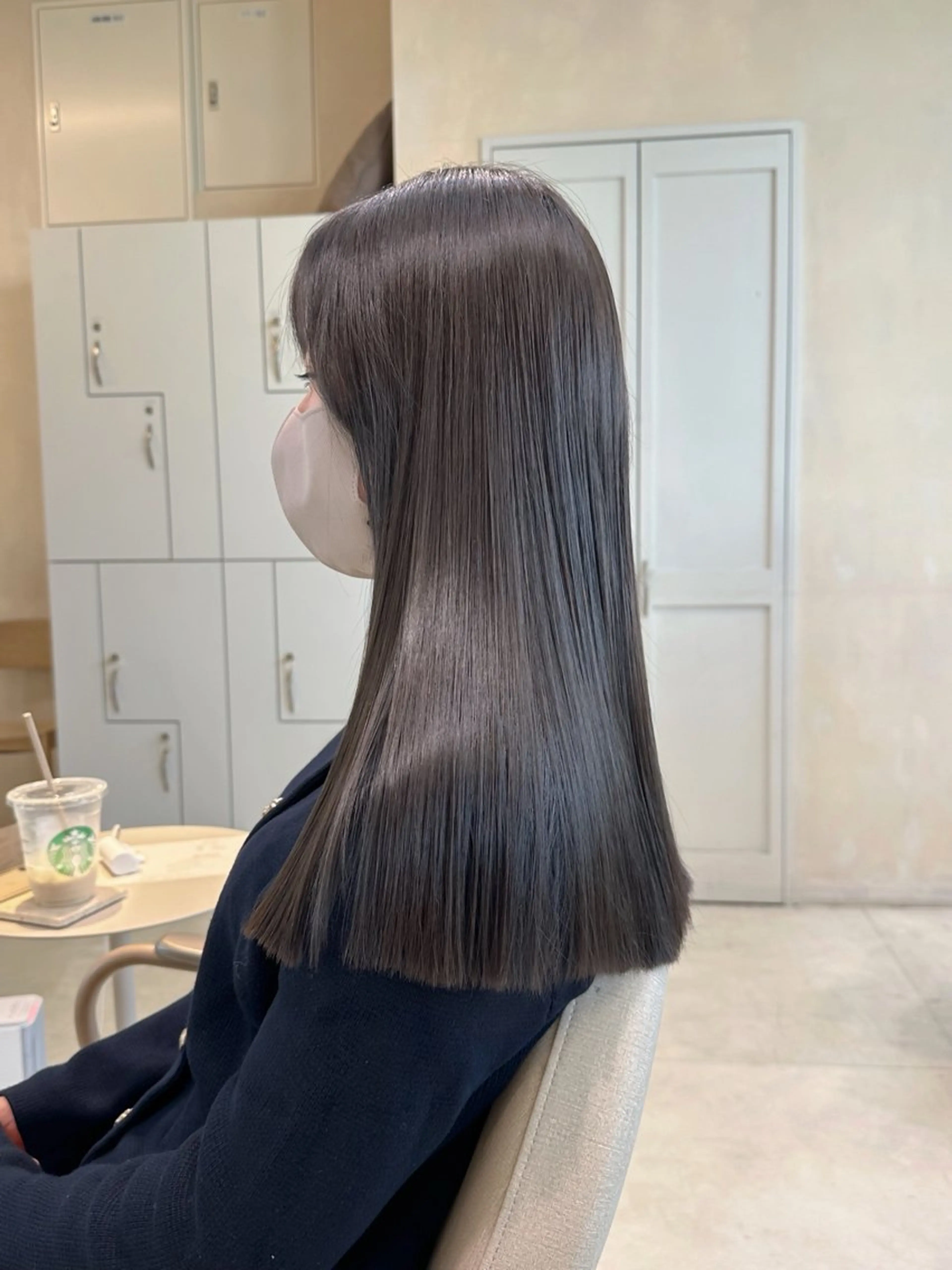 セミロング カラー 透明感カラー グレージュ カット ヘアカラー トリートメント 高橋大樹/グレージュ 透明感カラー/表参道のヘアスタイル