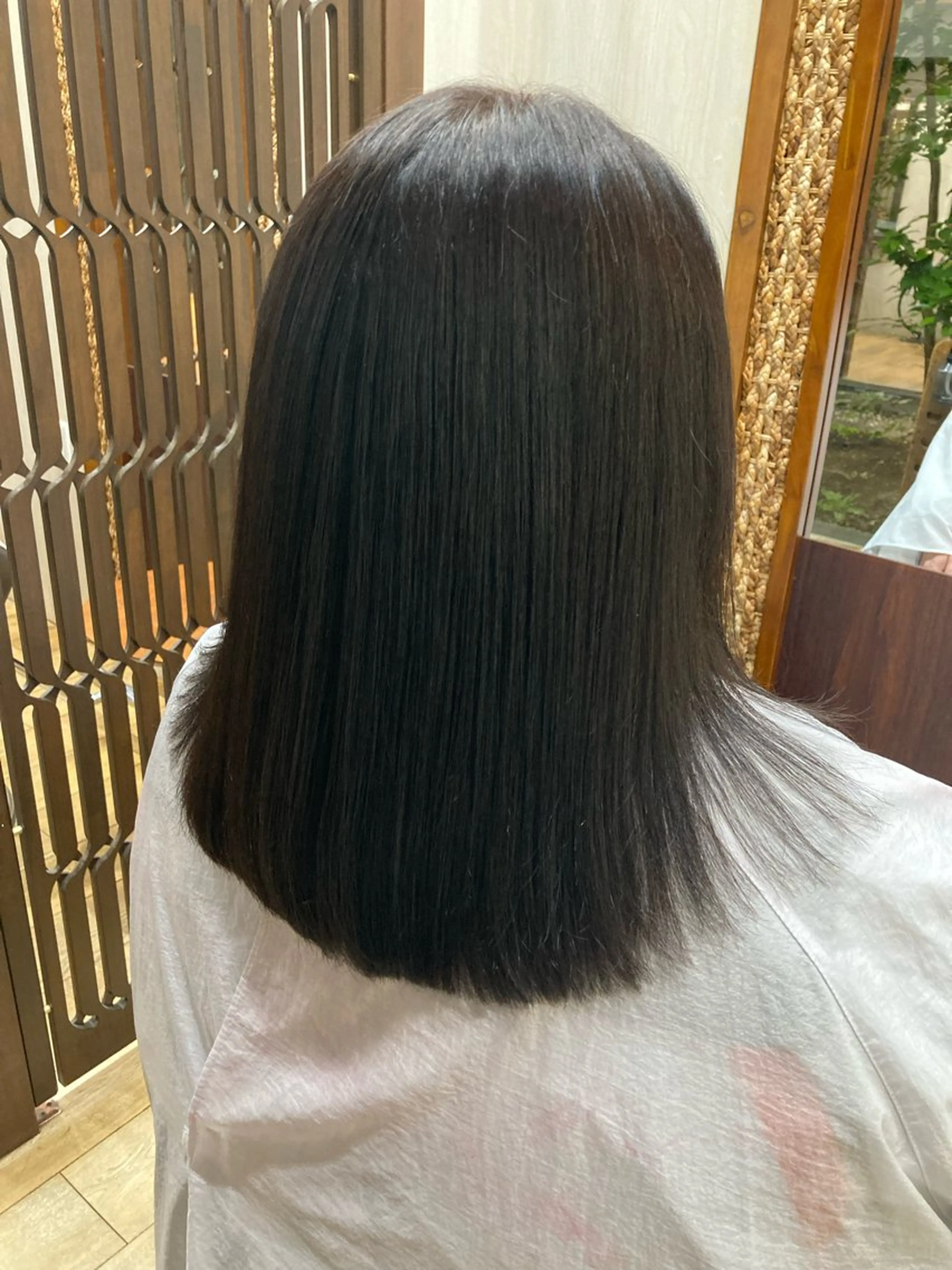 セミロング カット 縮毛矯正 トリートメント 長谷川 朋樹のヘアスタイル