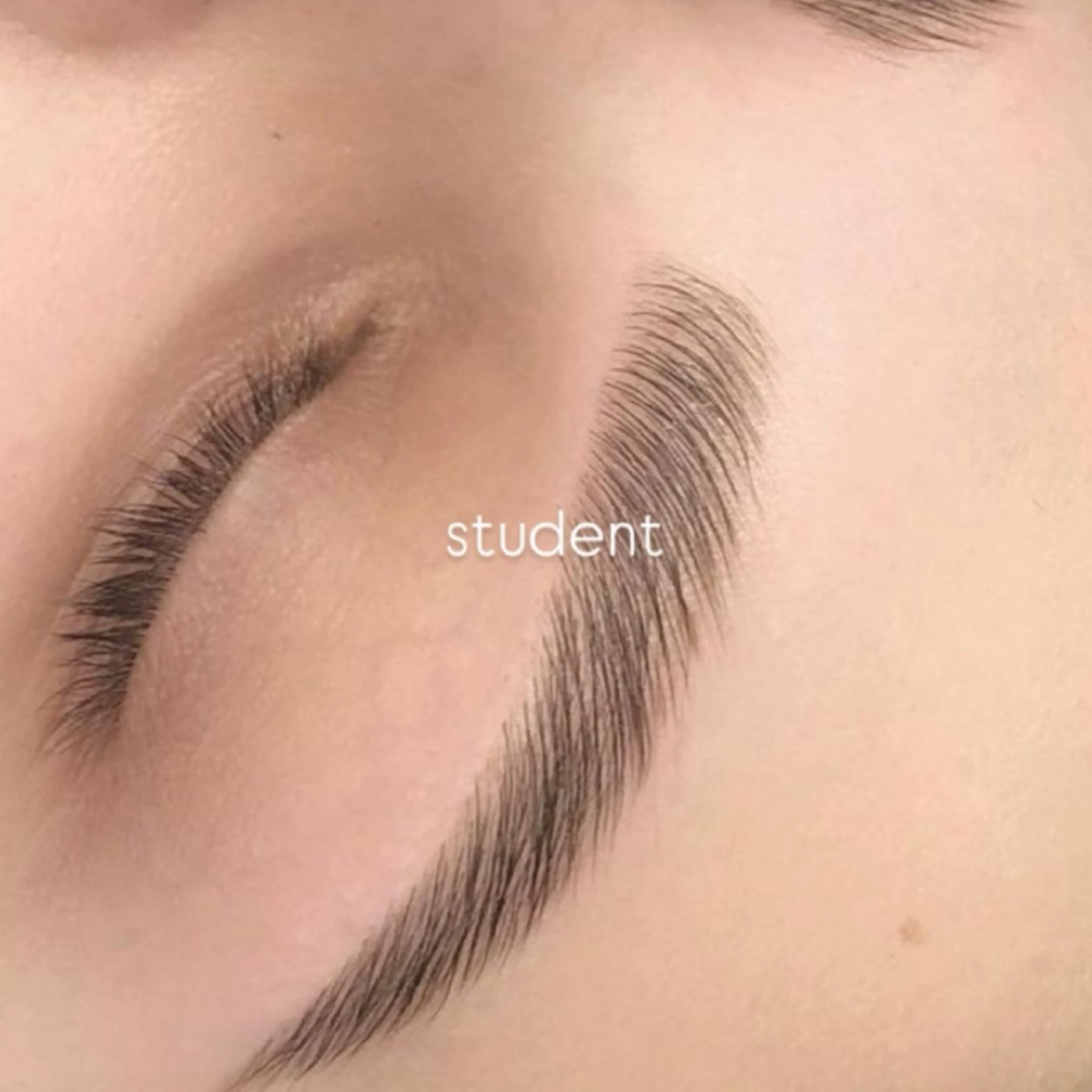 ★学割★アイブロウワックスの写真