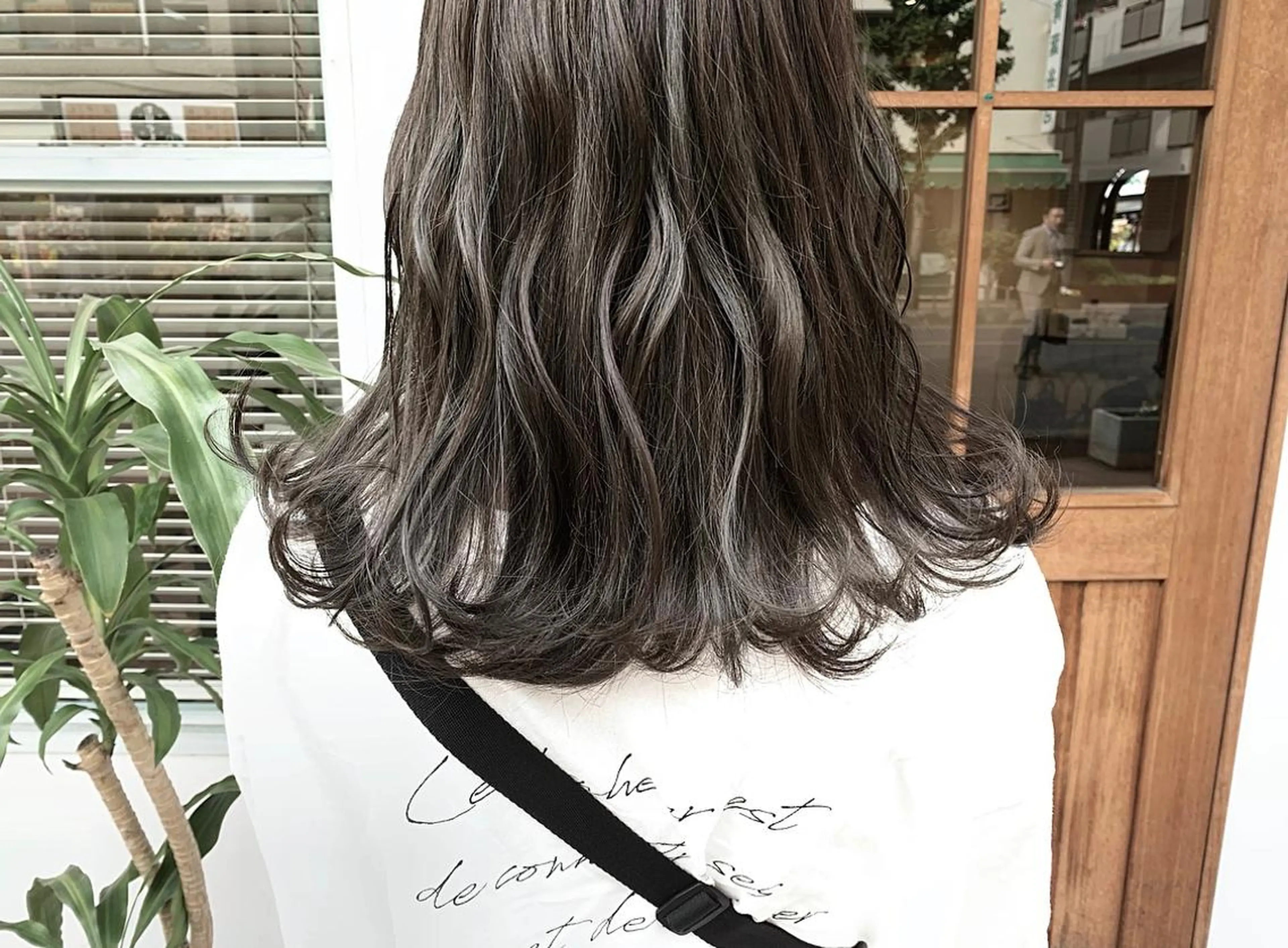 セミロング たかいわ みきのヘアスタイル