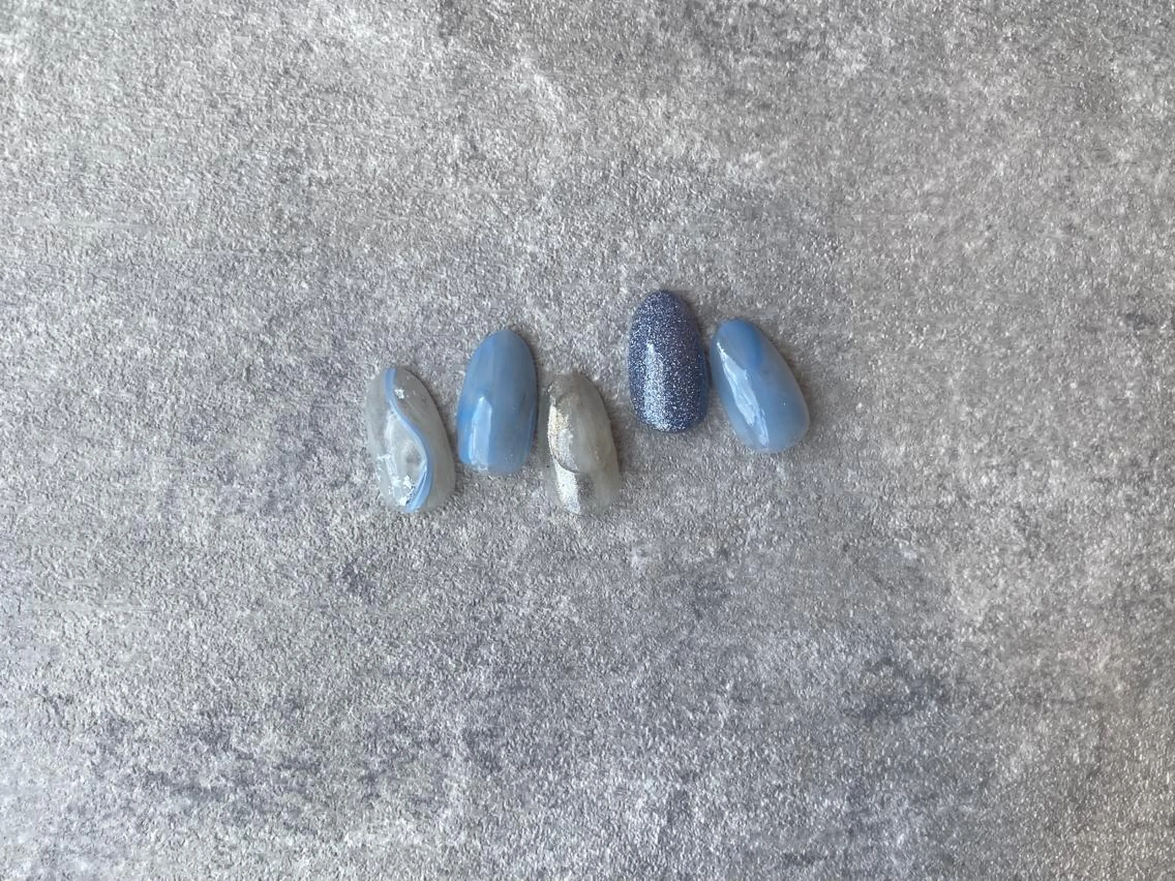 ネイル ハンドネイル NINEnami ニュアンスネイルのネイルデザイン