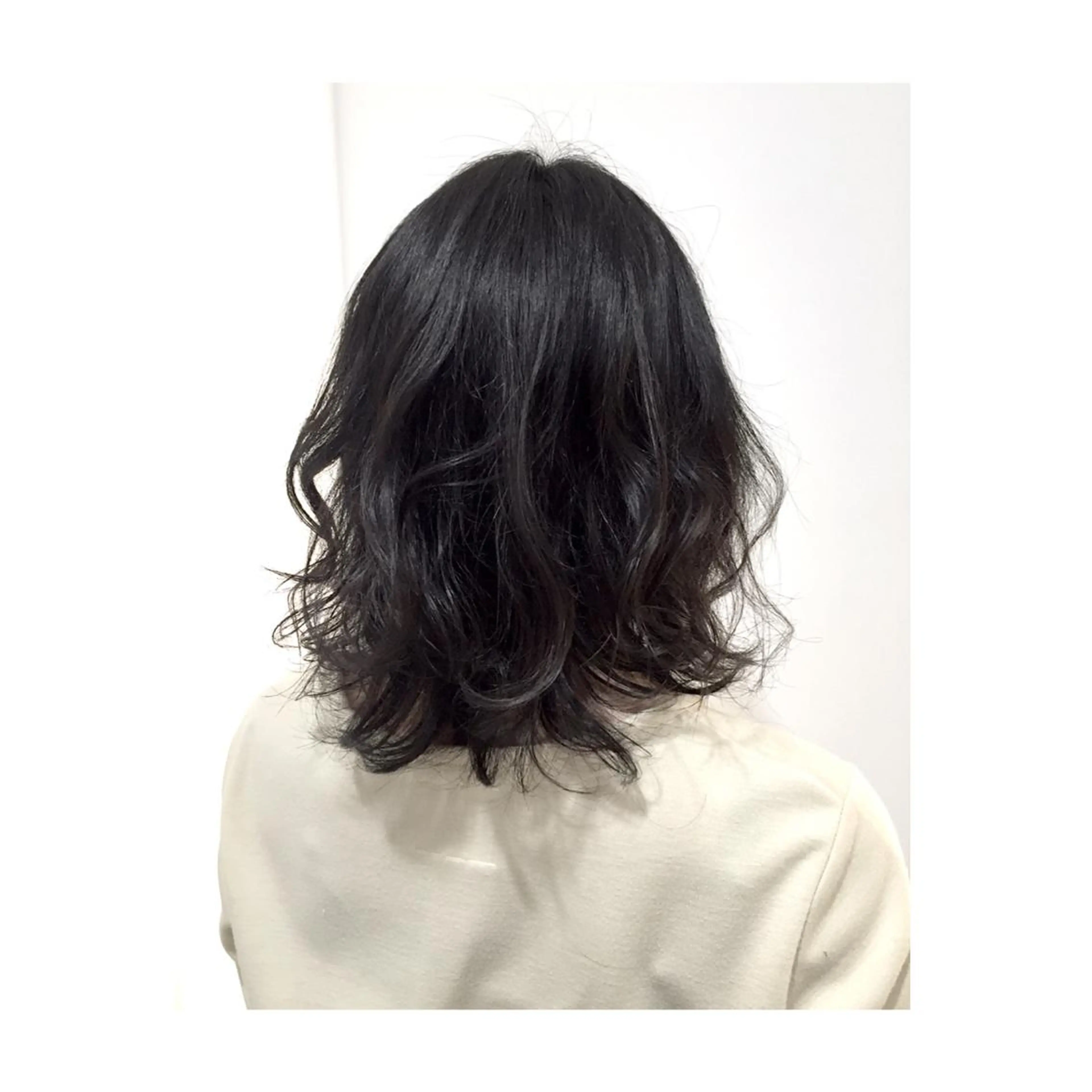ショート ミディアム セミロング ロング パーマ ミディアムパーマ セミロングパーマ デジタルパーマ due hair 京都駅前店 MILBON オージュア認定サロン【デューヘアー】所属・ハイトーンブリーチ 土坂 由志【京都】のヘアスタイル