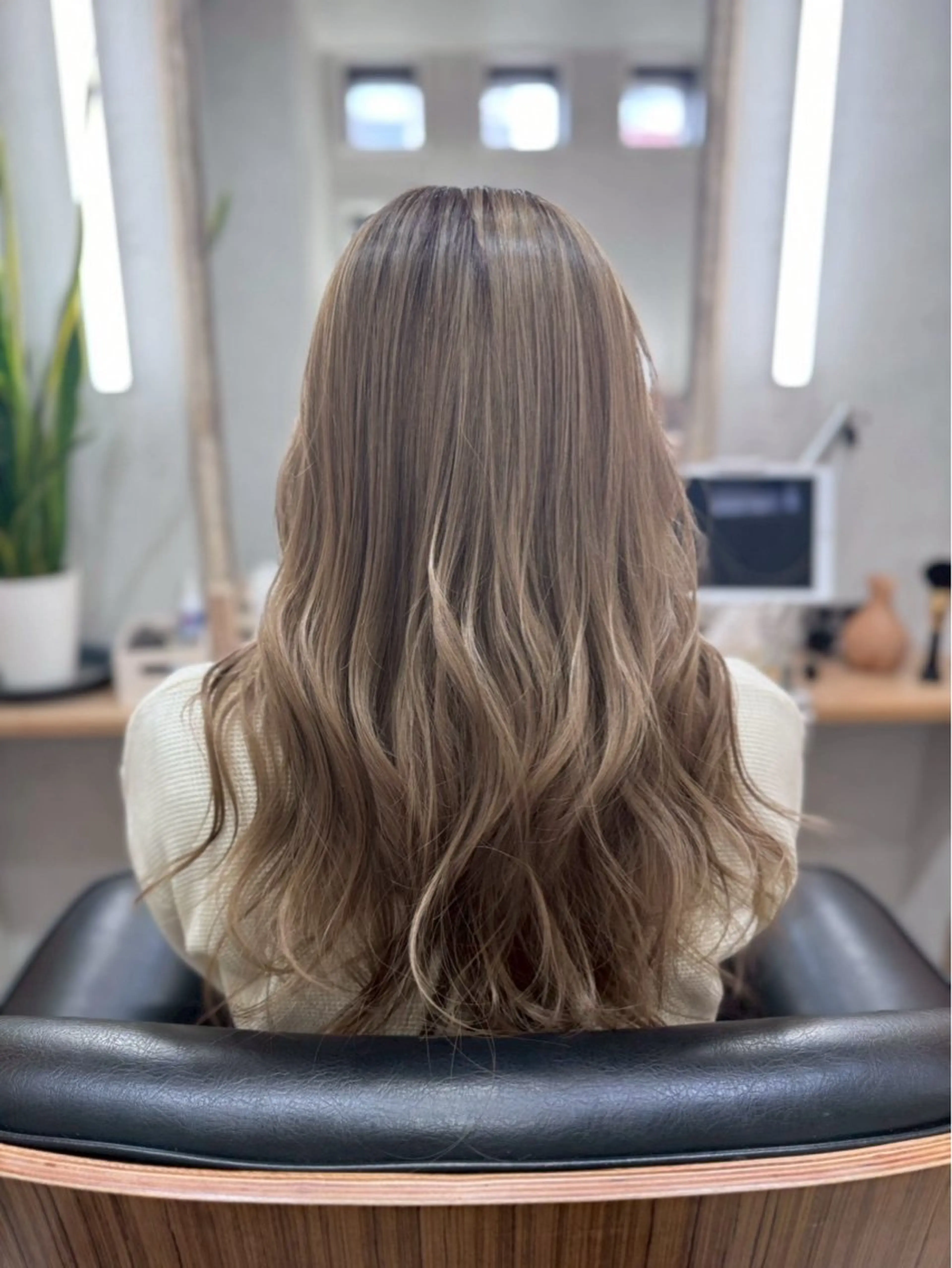 ロング ヘアカラー トリートメント 白鳥 正孝のヘアスタイル