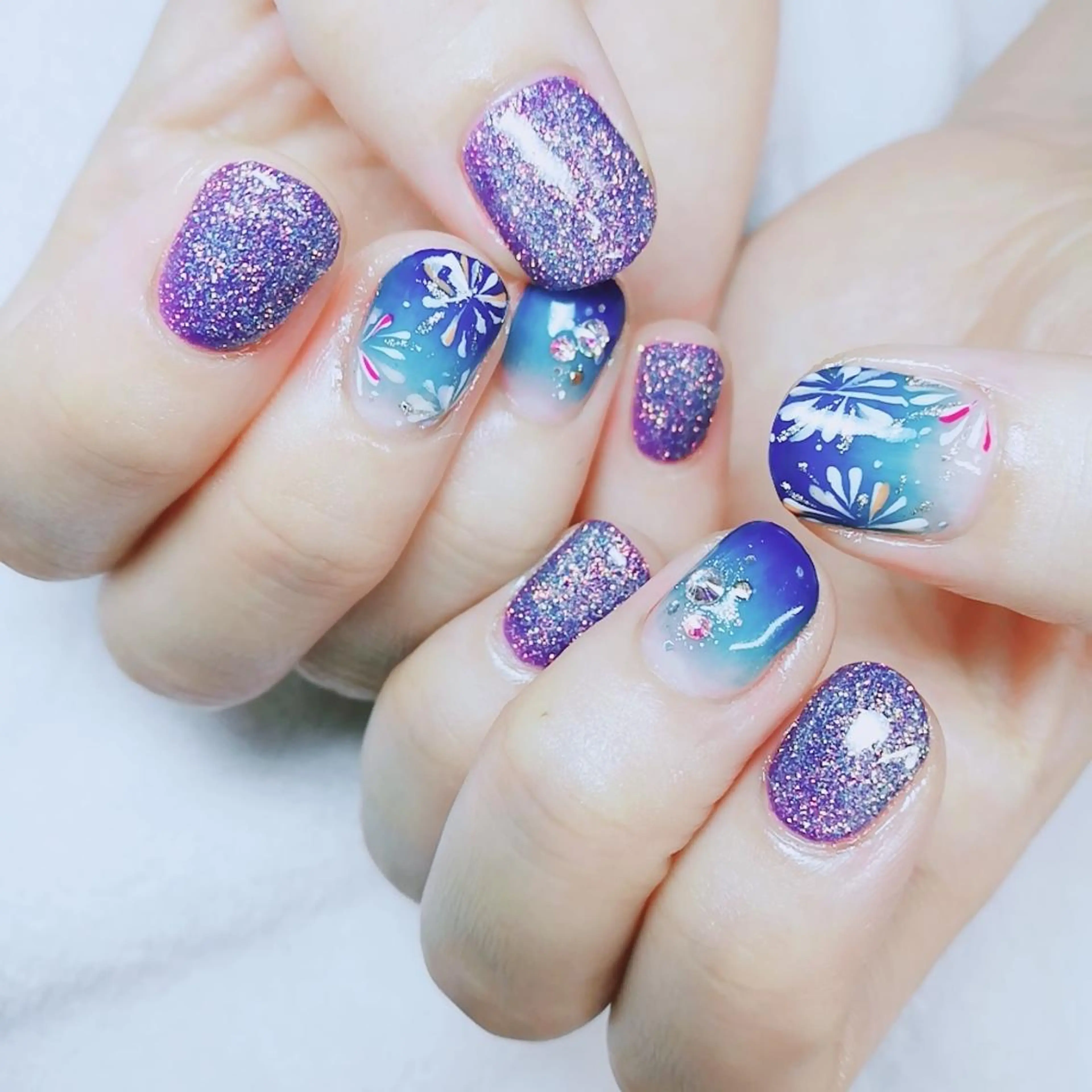 ネイル アートネイル ハンドネイル 柴崎 美幸のネイルデザイン