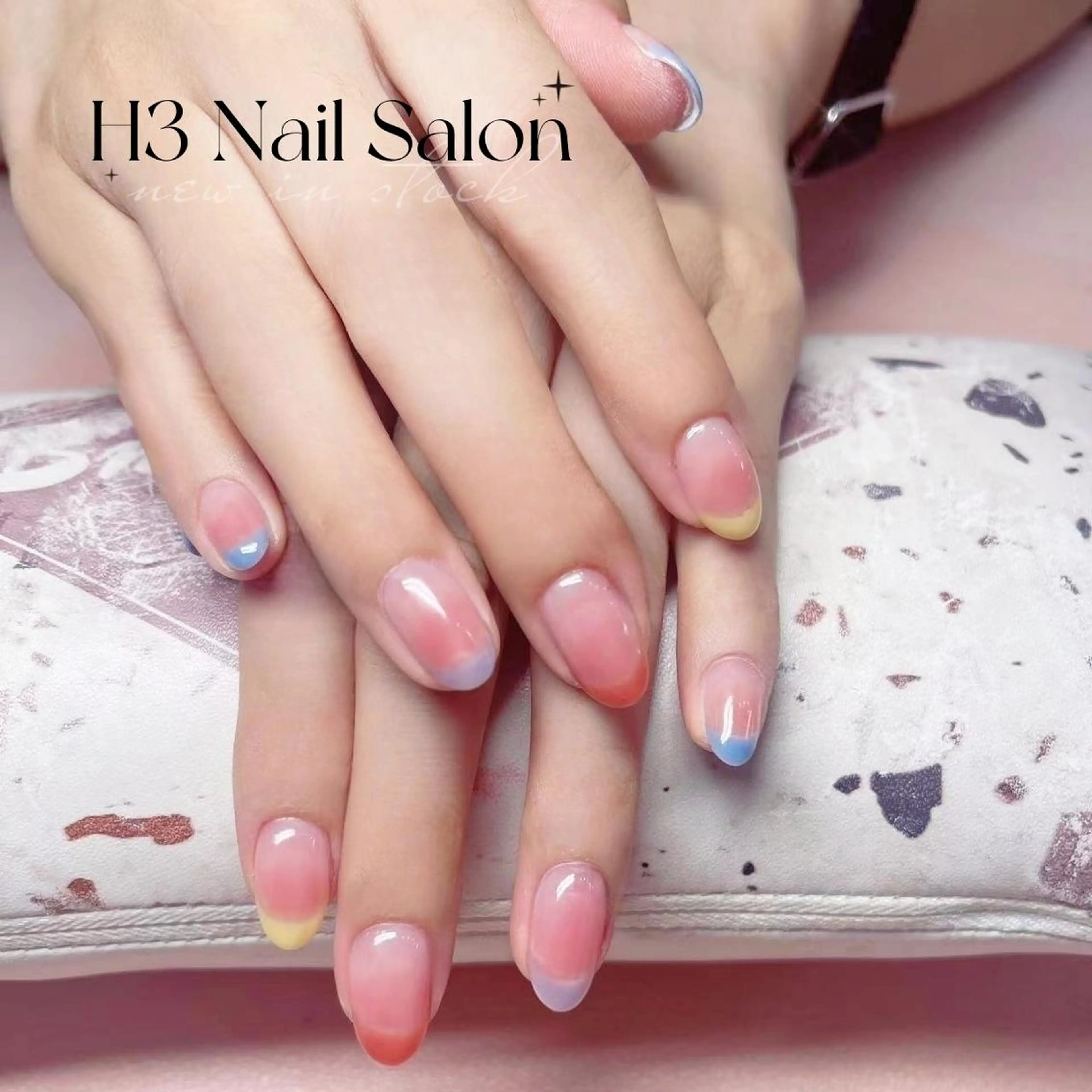 ミディアム DoReMi サロン ダンダンのネイルデザイン