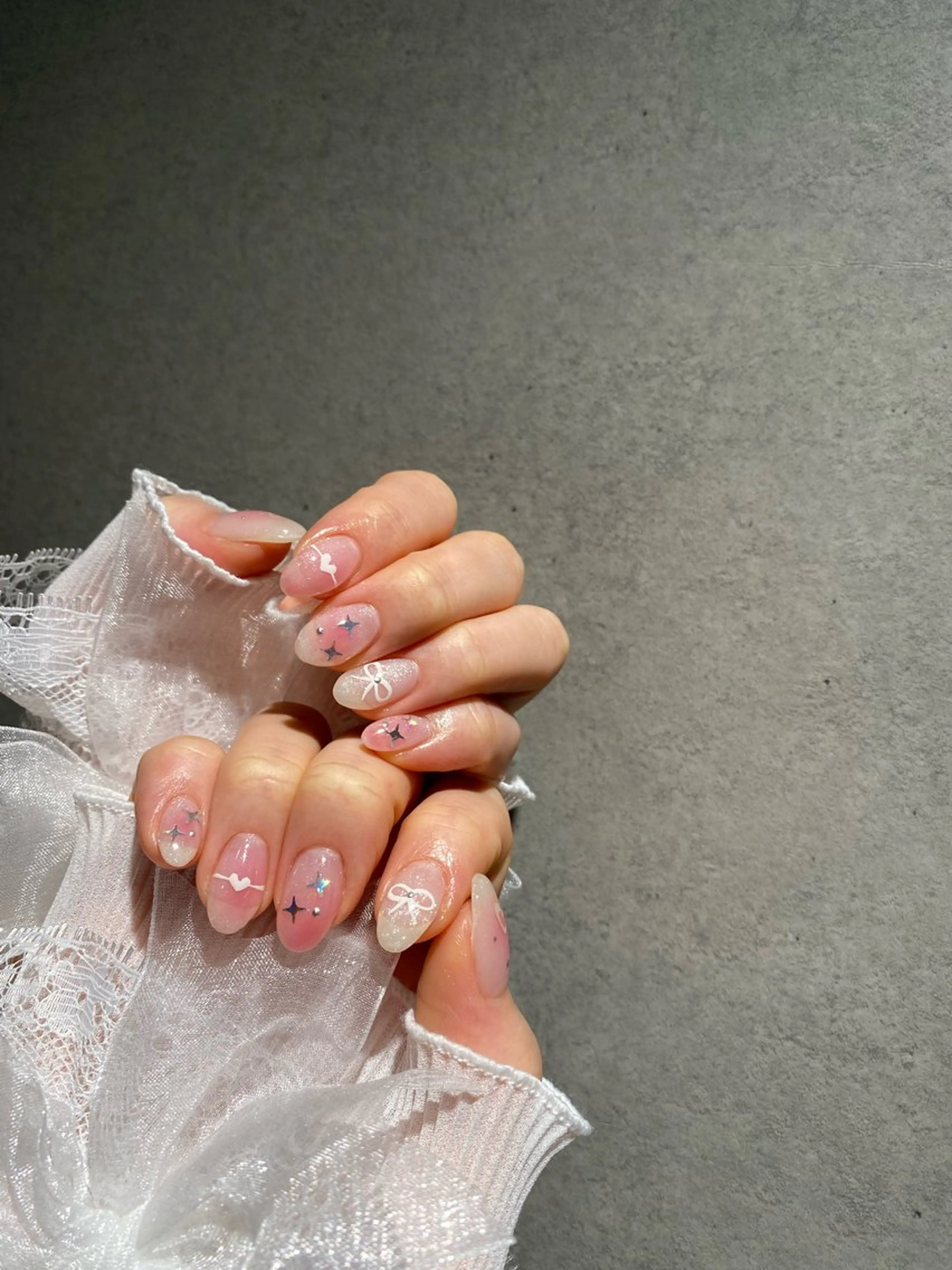 ネイル I-nailロング /ワンホン/キラキラのネイルデザイン