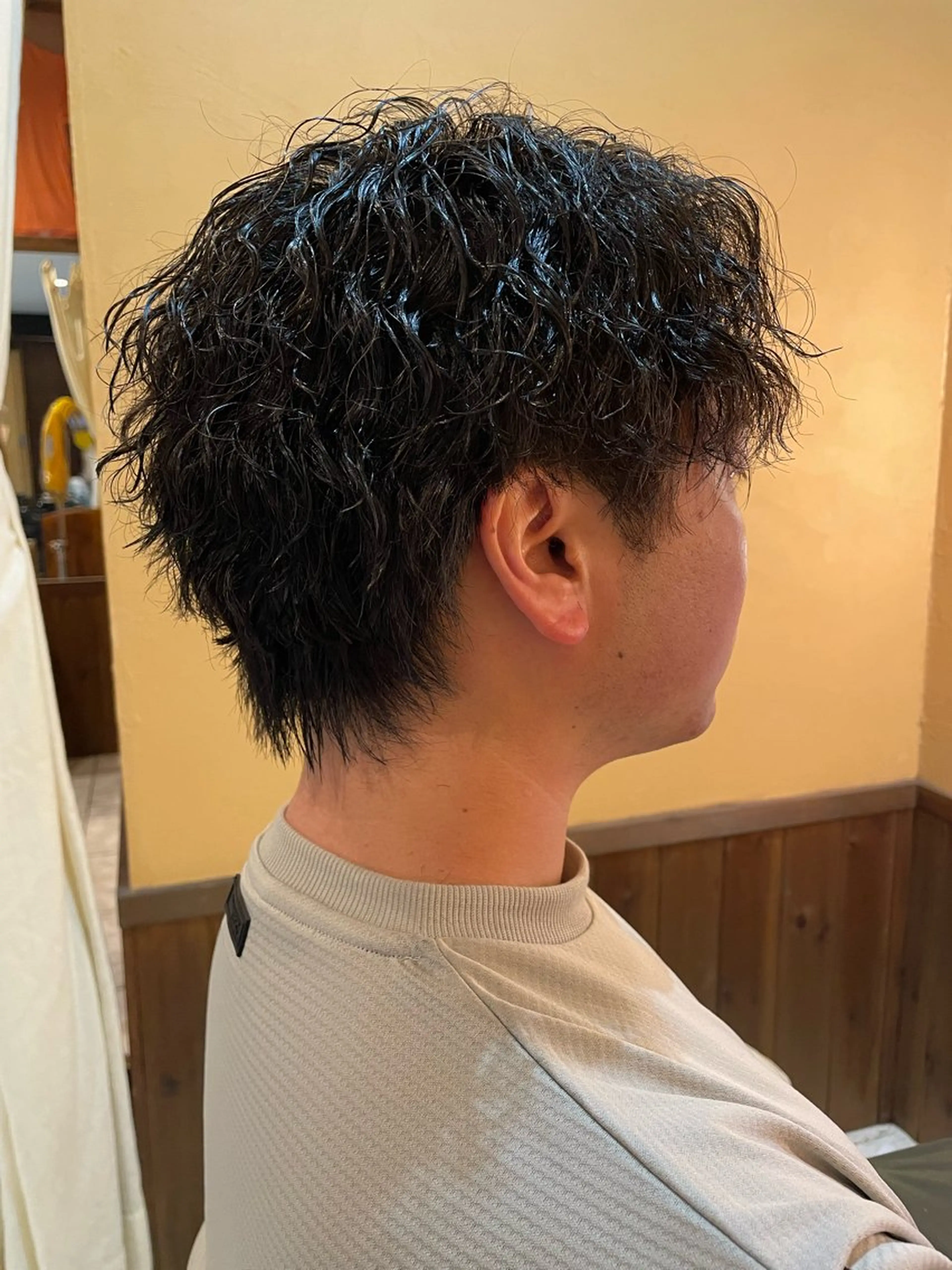 パーマ メンズ カット パーマ 飯泉/メンズカラー ツイスパ/メッシュのヘアスタイル