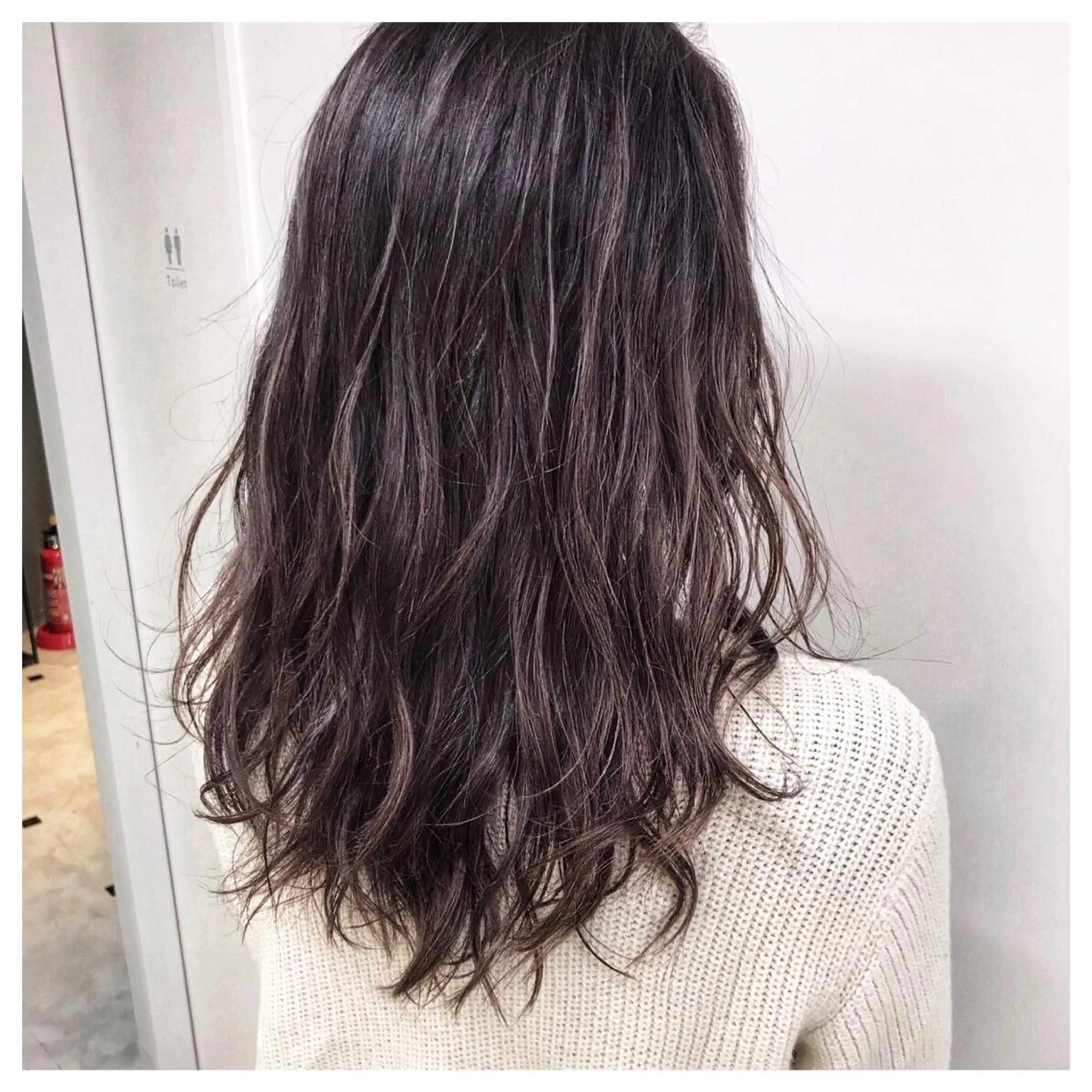 ロング ハイライト ♡透け感カラー 大賀哲平♡のヘアスタイル