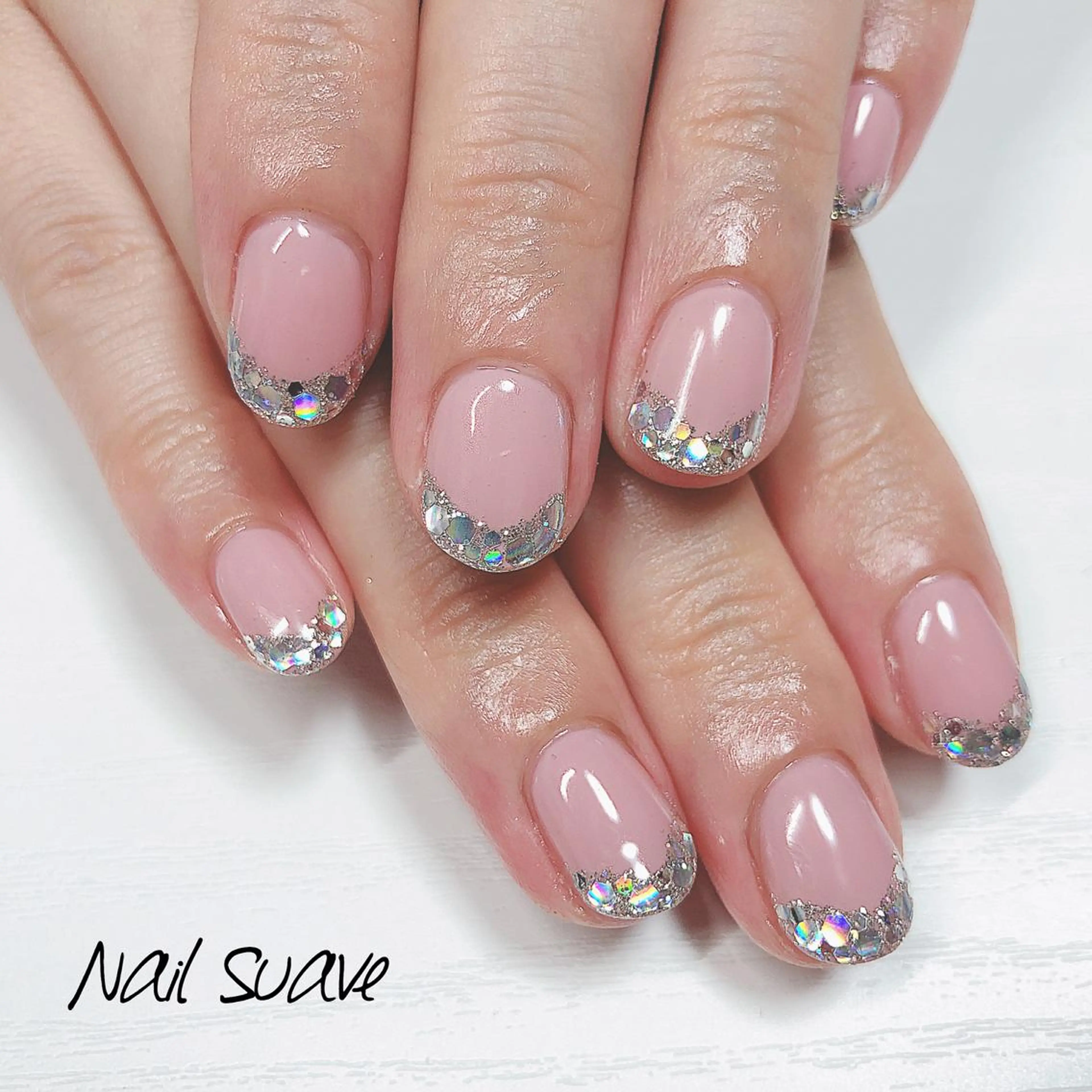 ネイル キラキラネイル Nail Suave (シュアーヴ)のネイルデザイン