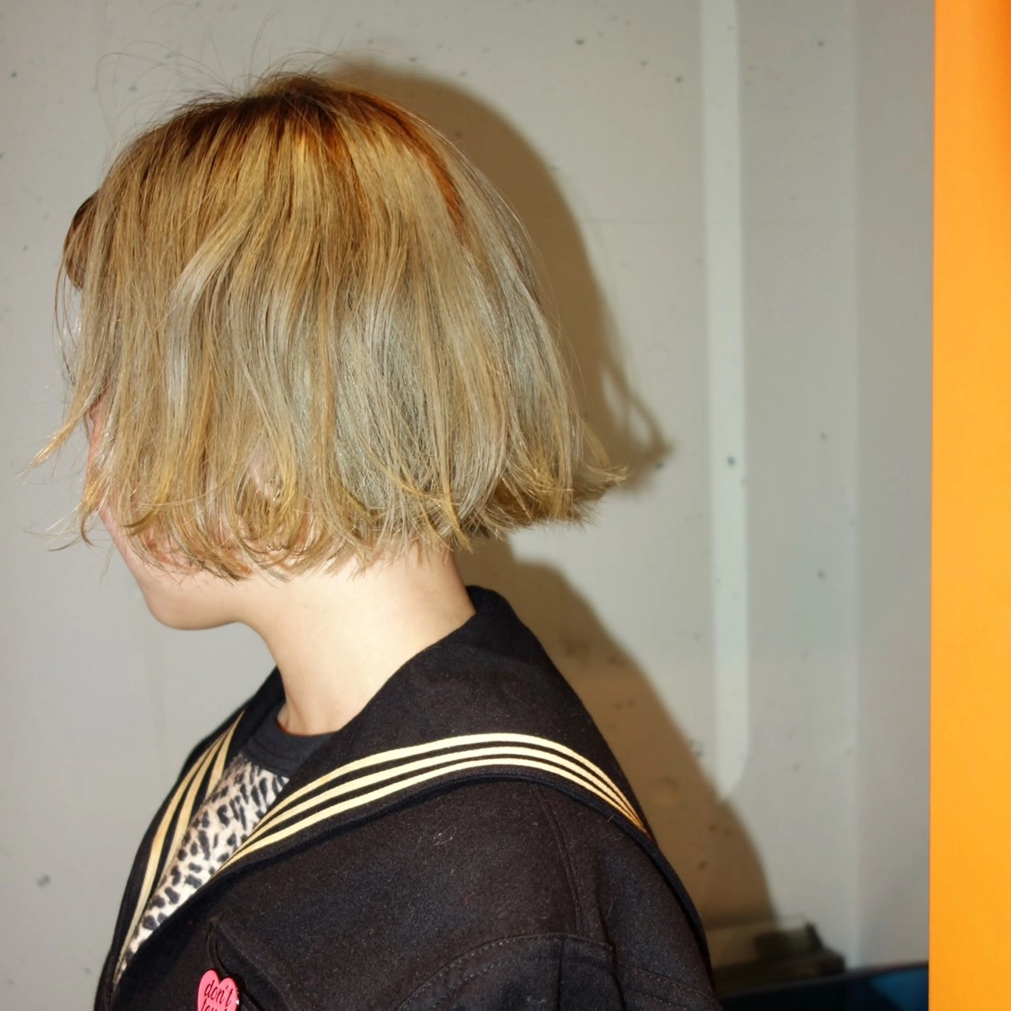 ショート カラー sity.　天神　大名所属・ブリーチなしカラー 暖色カラーのヘアスタイル