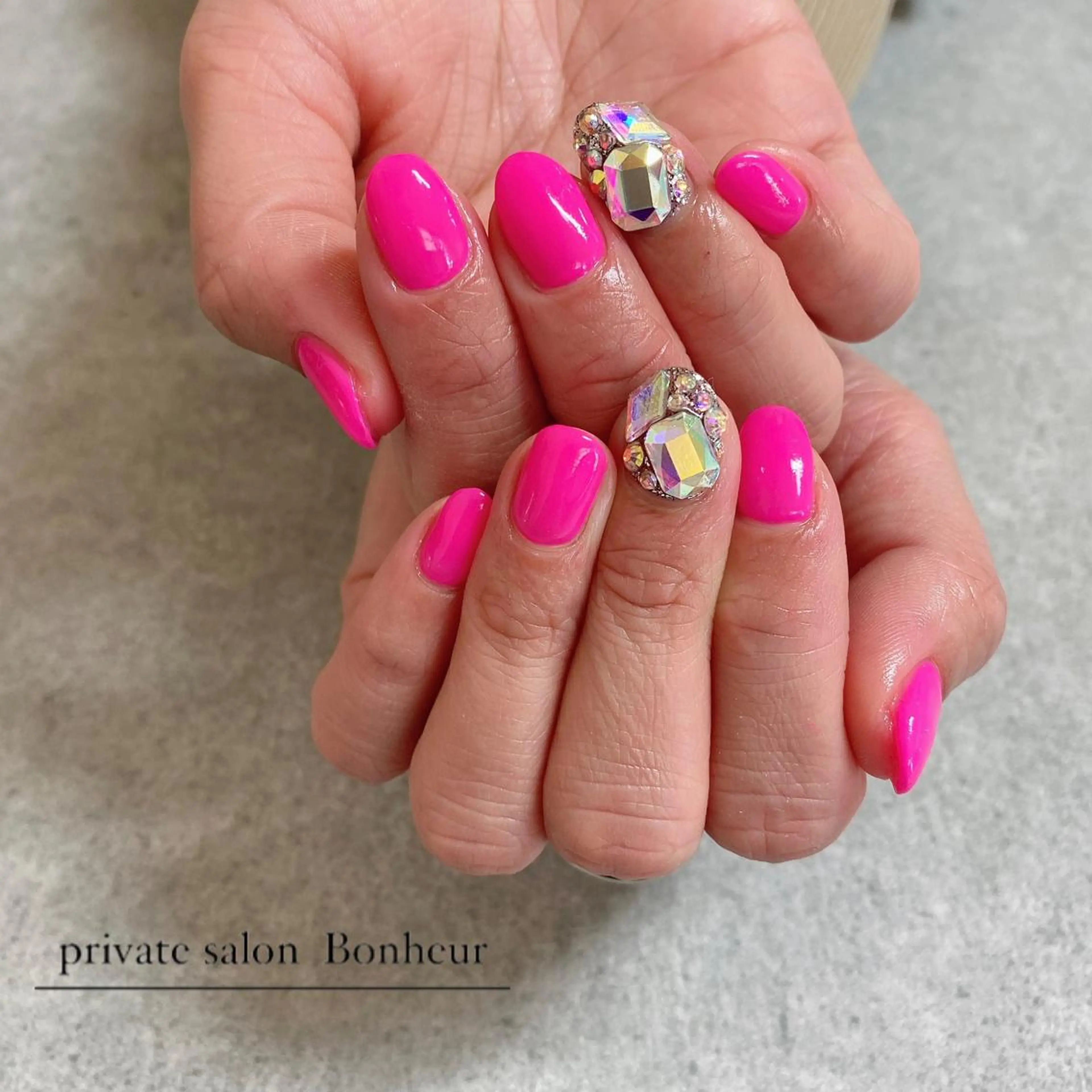 ネイル ハンドネイル BONHEUR Annaのネイルデザイン