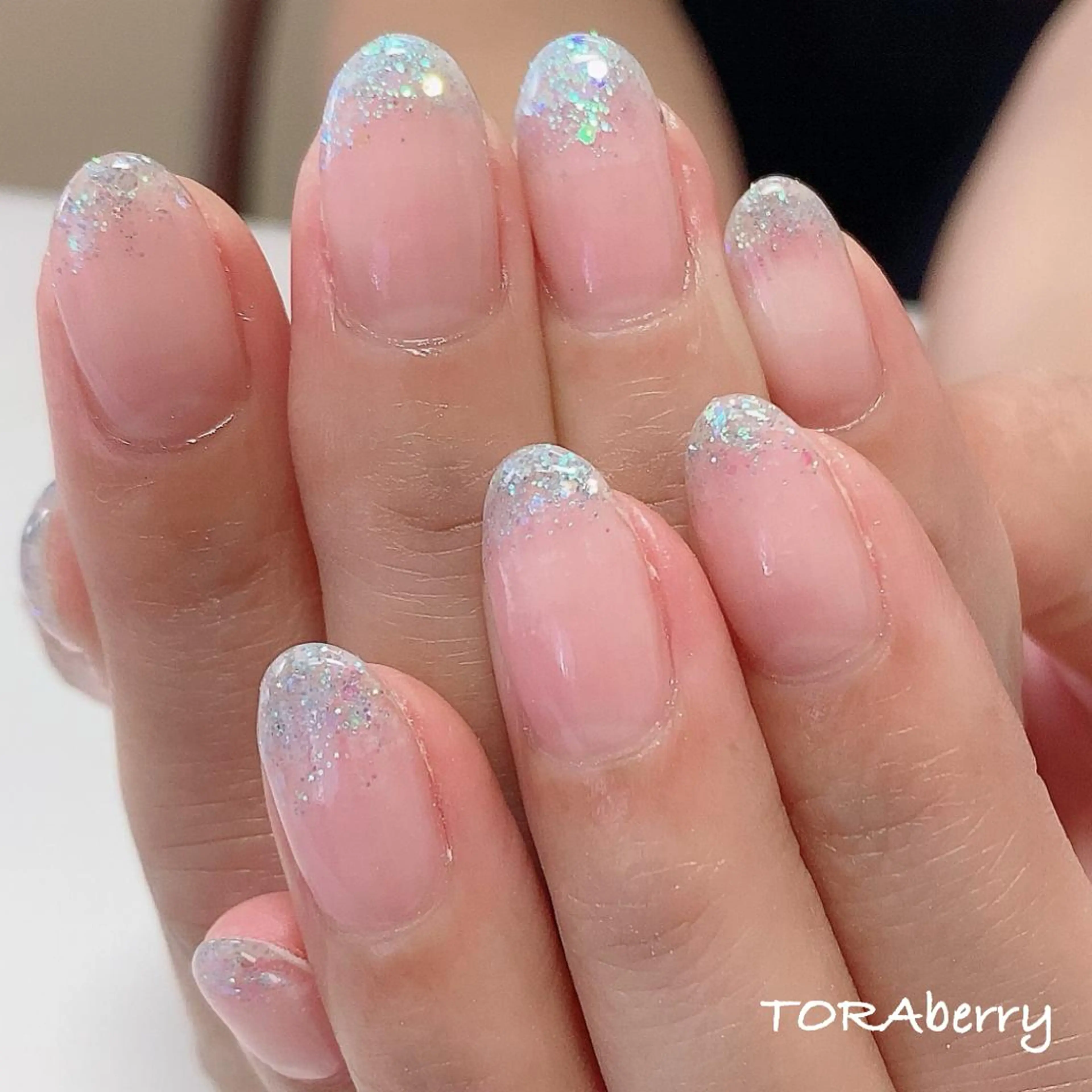 ネイル ラメ(グリッター) ラメグラデーション ハンドネイル ネイリスト なつみのネイルデザイン