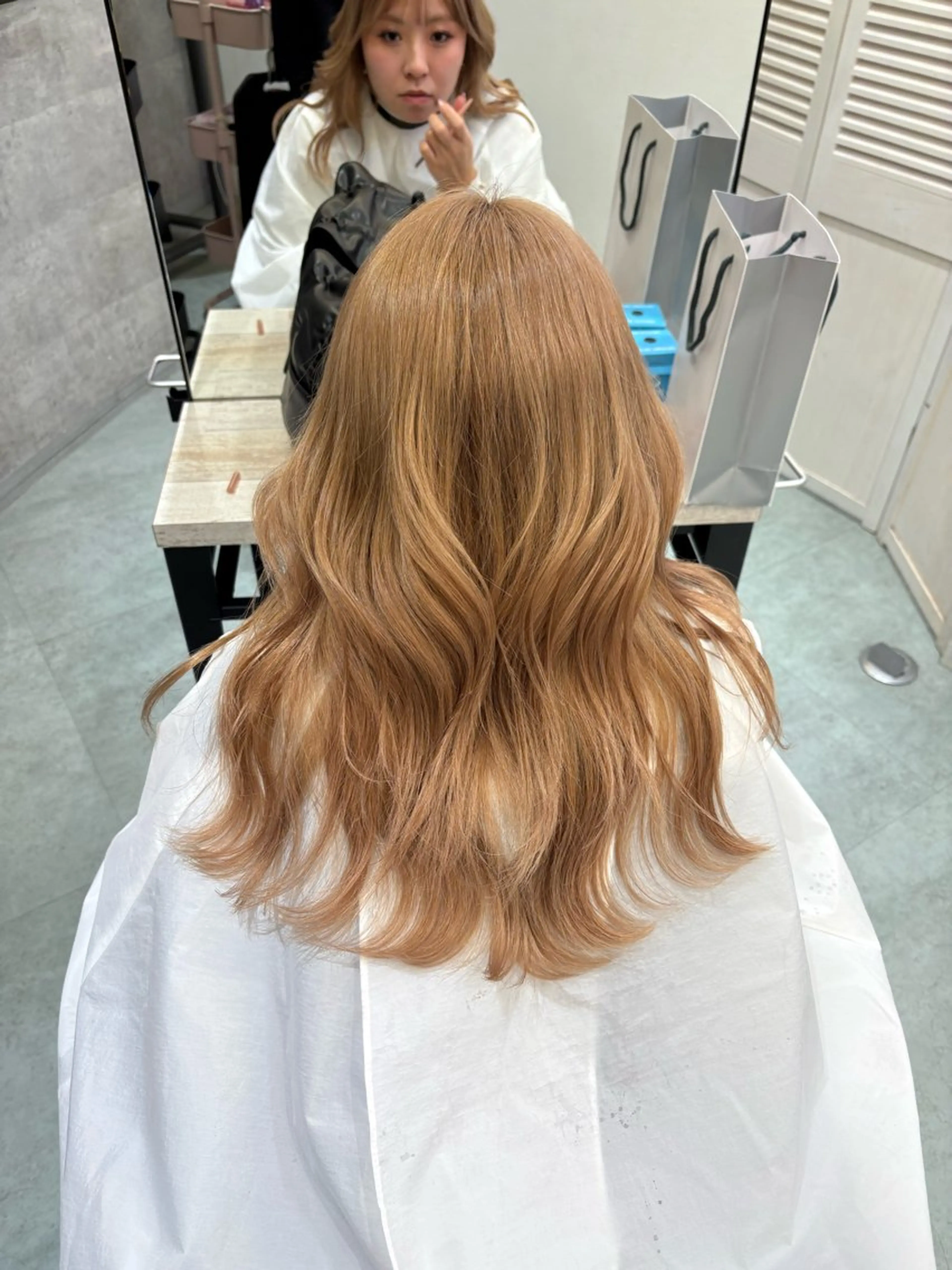 セミロング レイヤーカット ケアブリーチ🌟 ♢WATARU♢のヘアスタイル