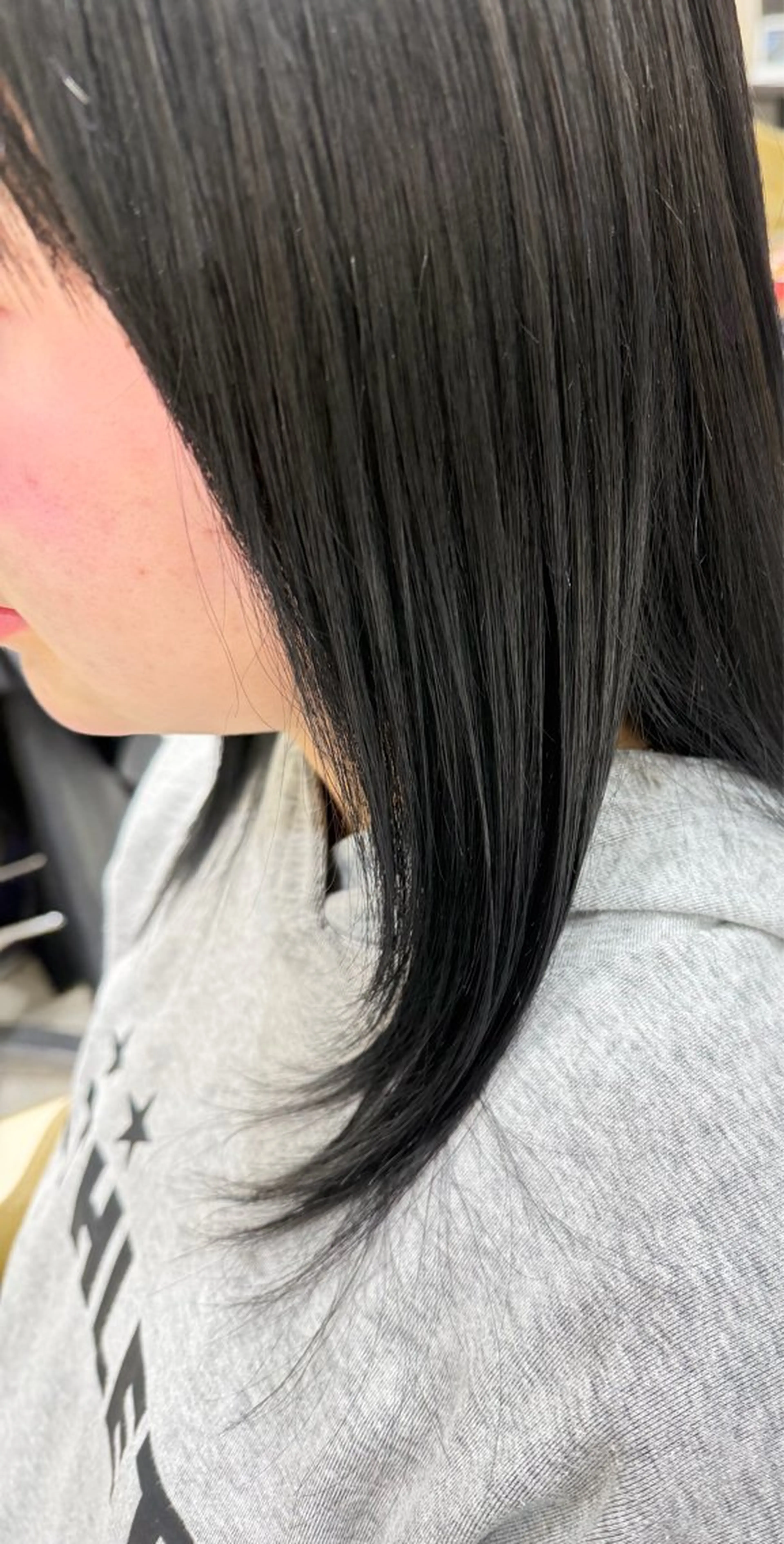 セミロング カット ヘアカラー トリートメント Ablaze hair space所属・Yoshitsugi Fukaのヘアスタイル