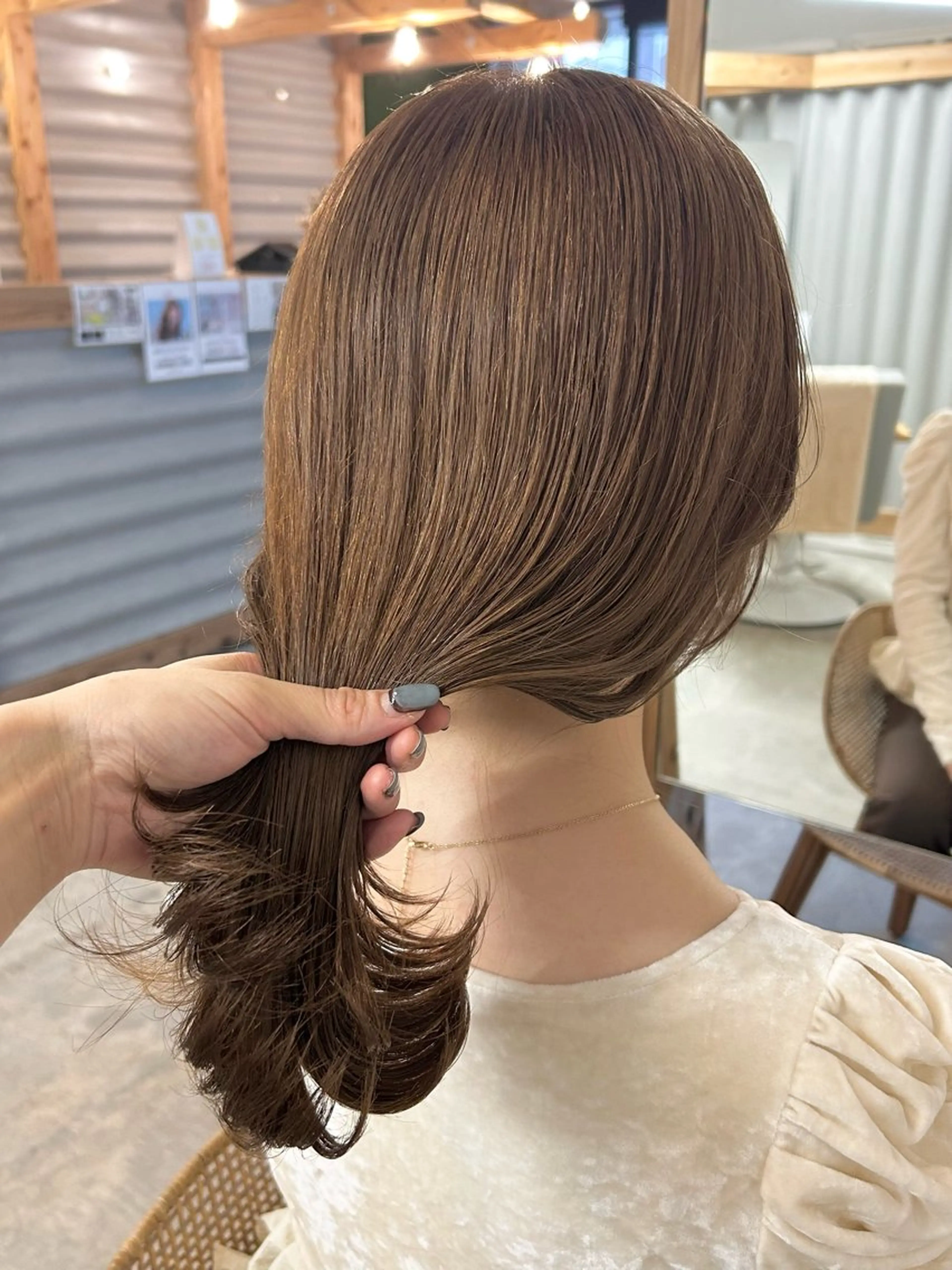 ミディアム Seaby / 木上 綾菜のヘアスタイル