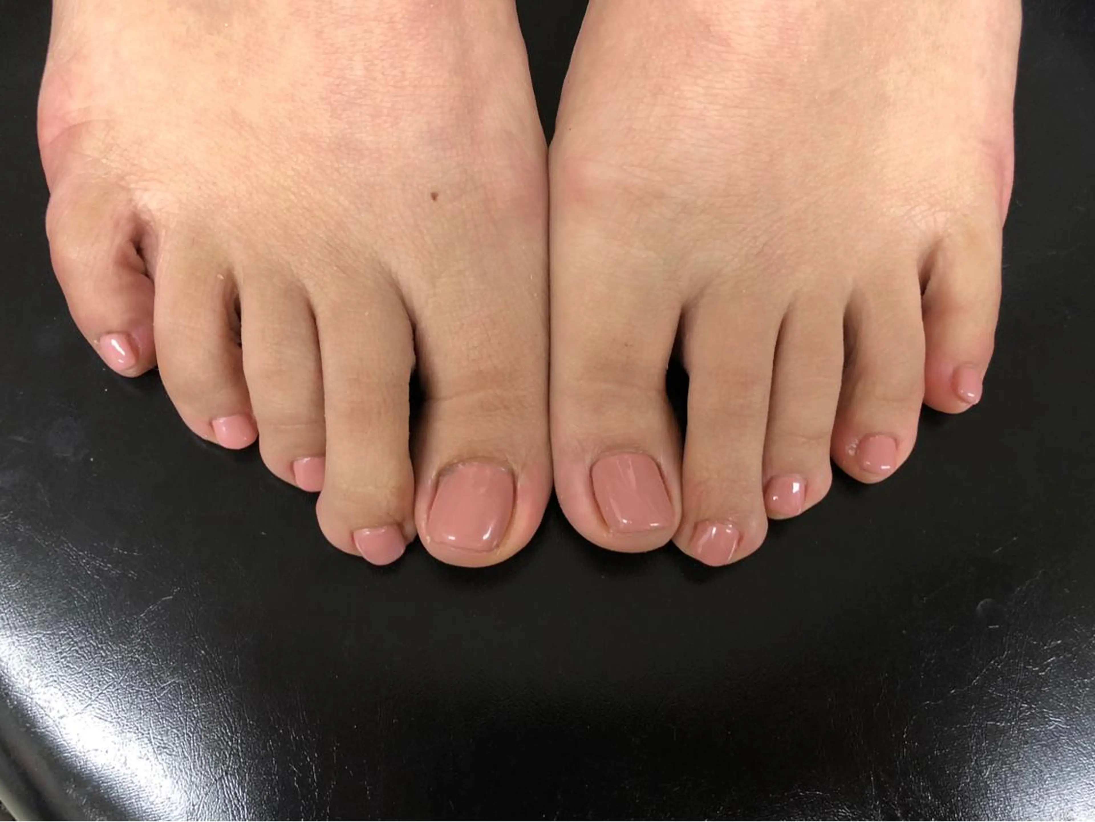 ネイル ワンカラーネイル 河野 弥月のネイルデザイン