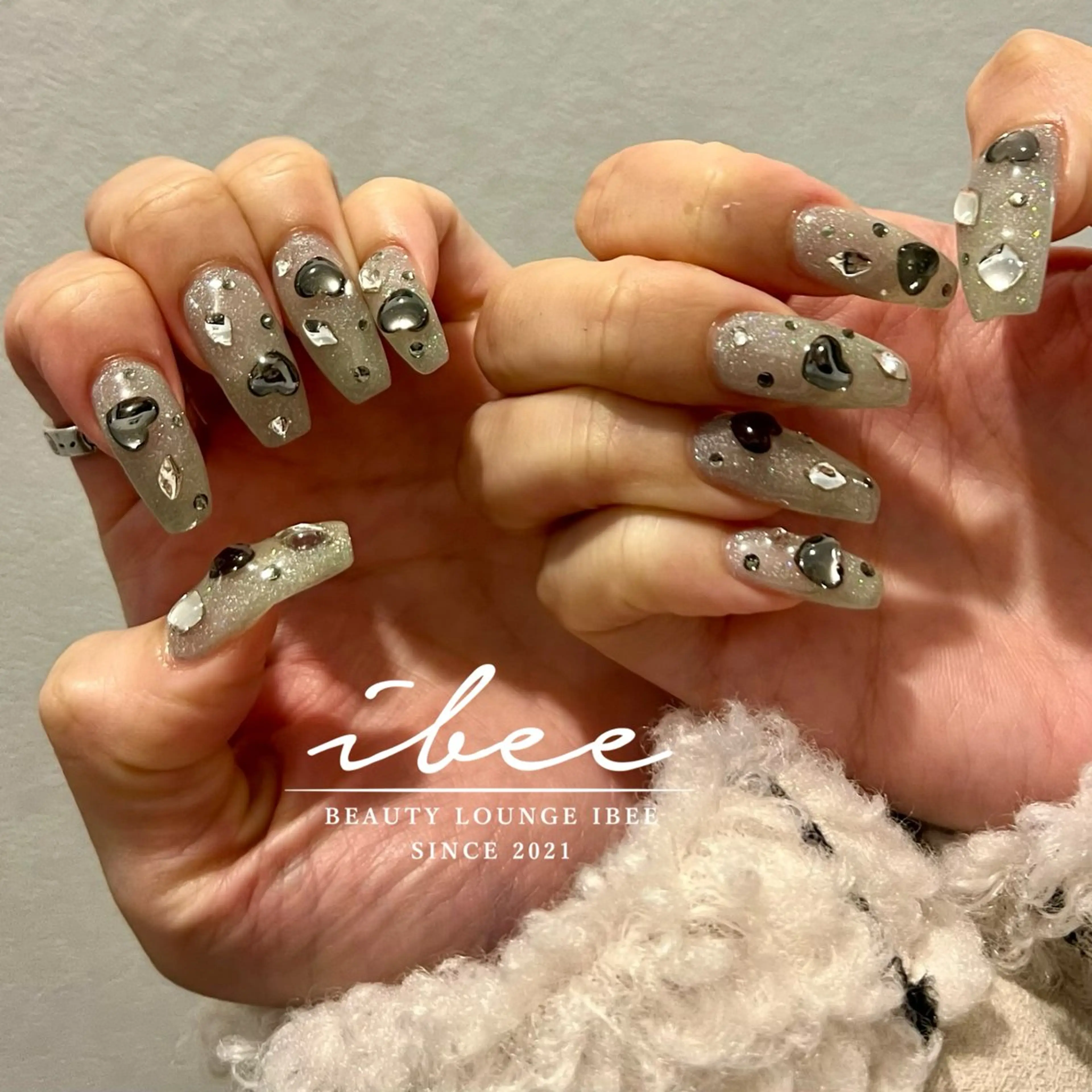 ネイル ハンドネイル ibee nail 🤍yumiのネイルデザイン