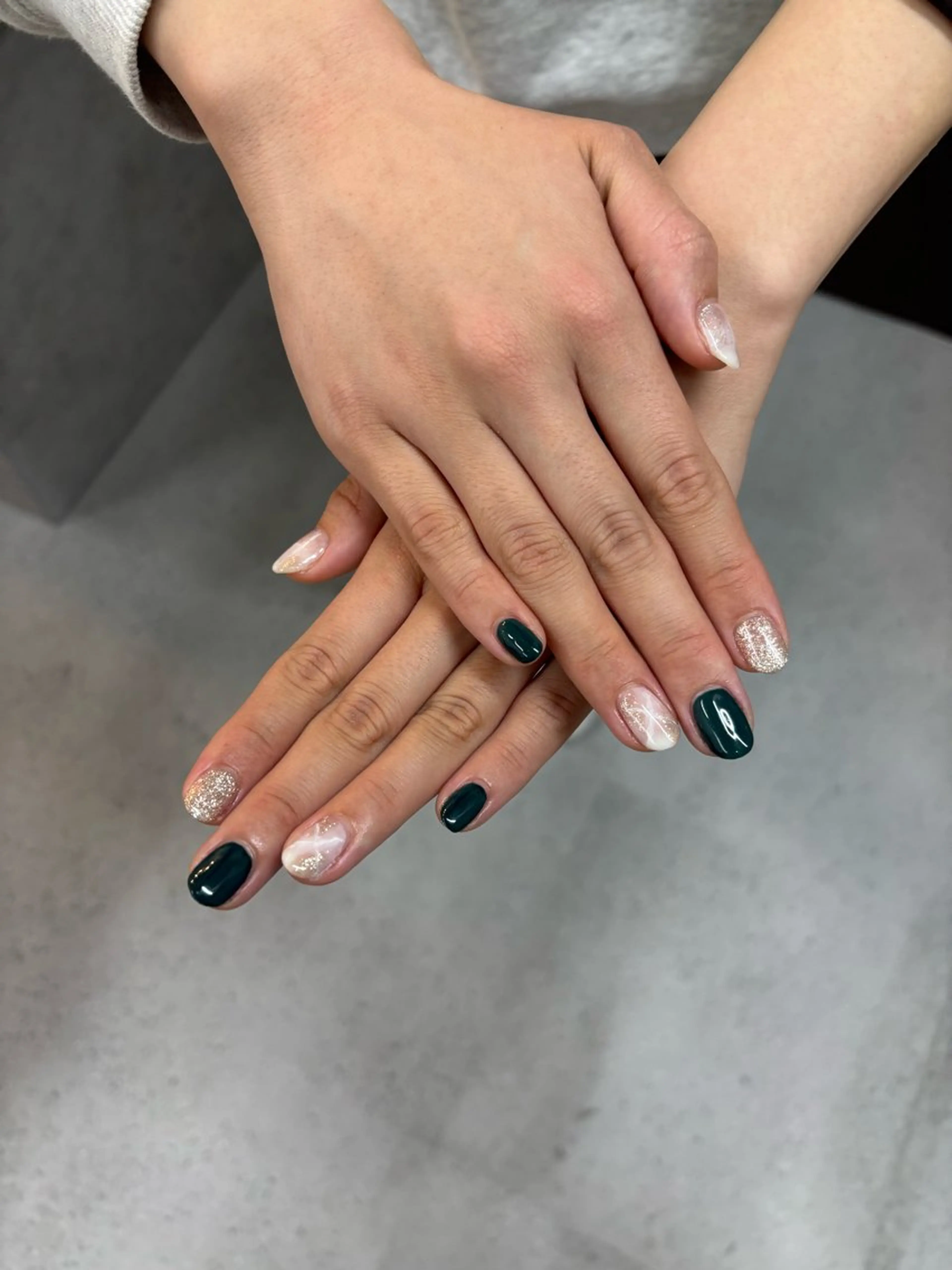 ネイル BOTA所属・Elle 🩵のネイルデザイン