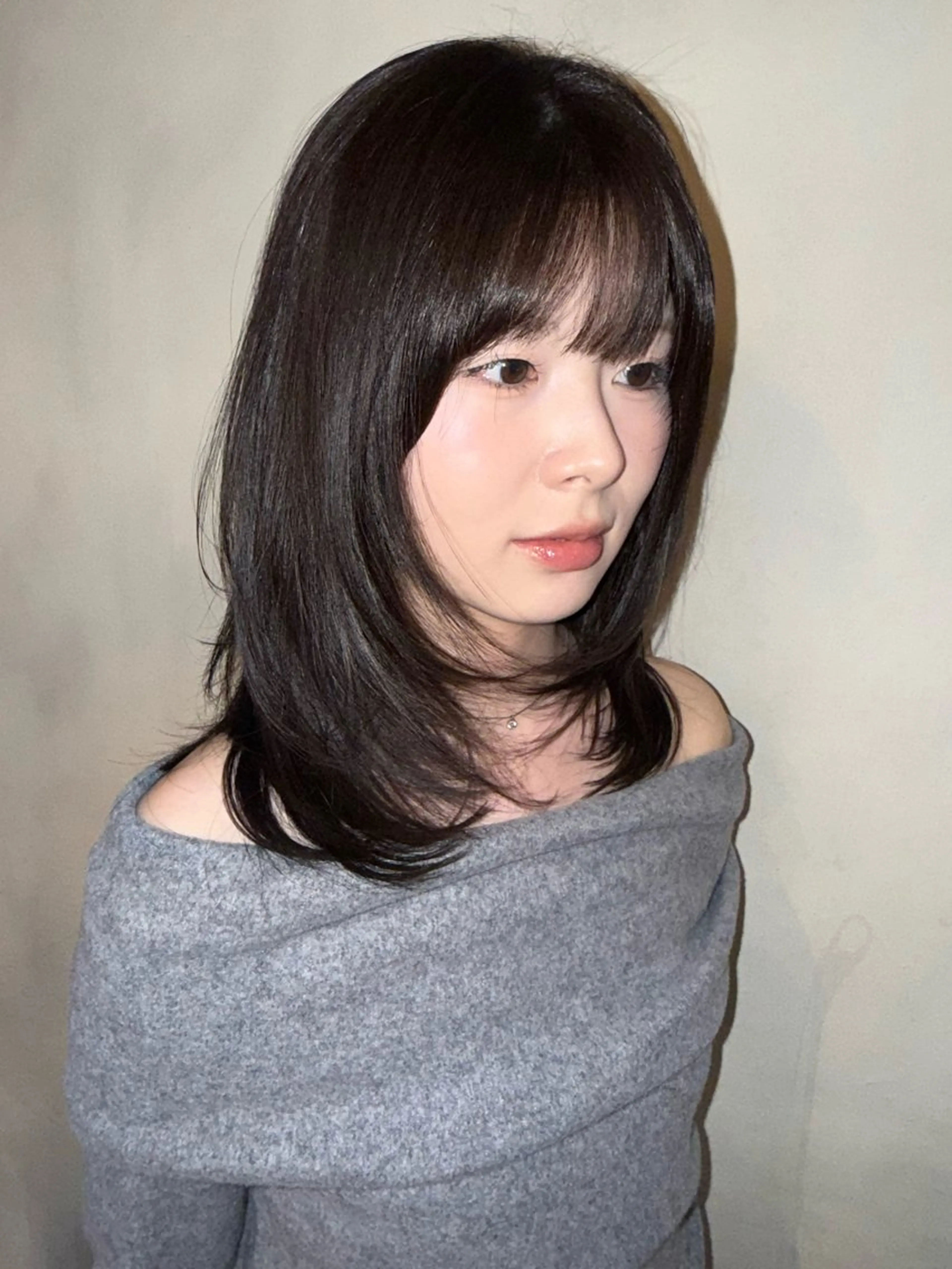 ミディアム カラー レイヤーカット 韓国レイヤー　 suzuのヘアスタイル