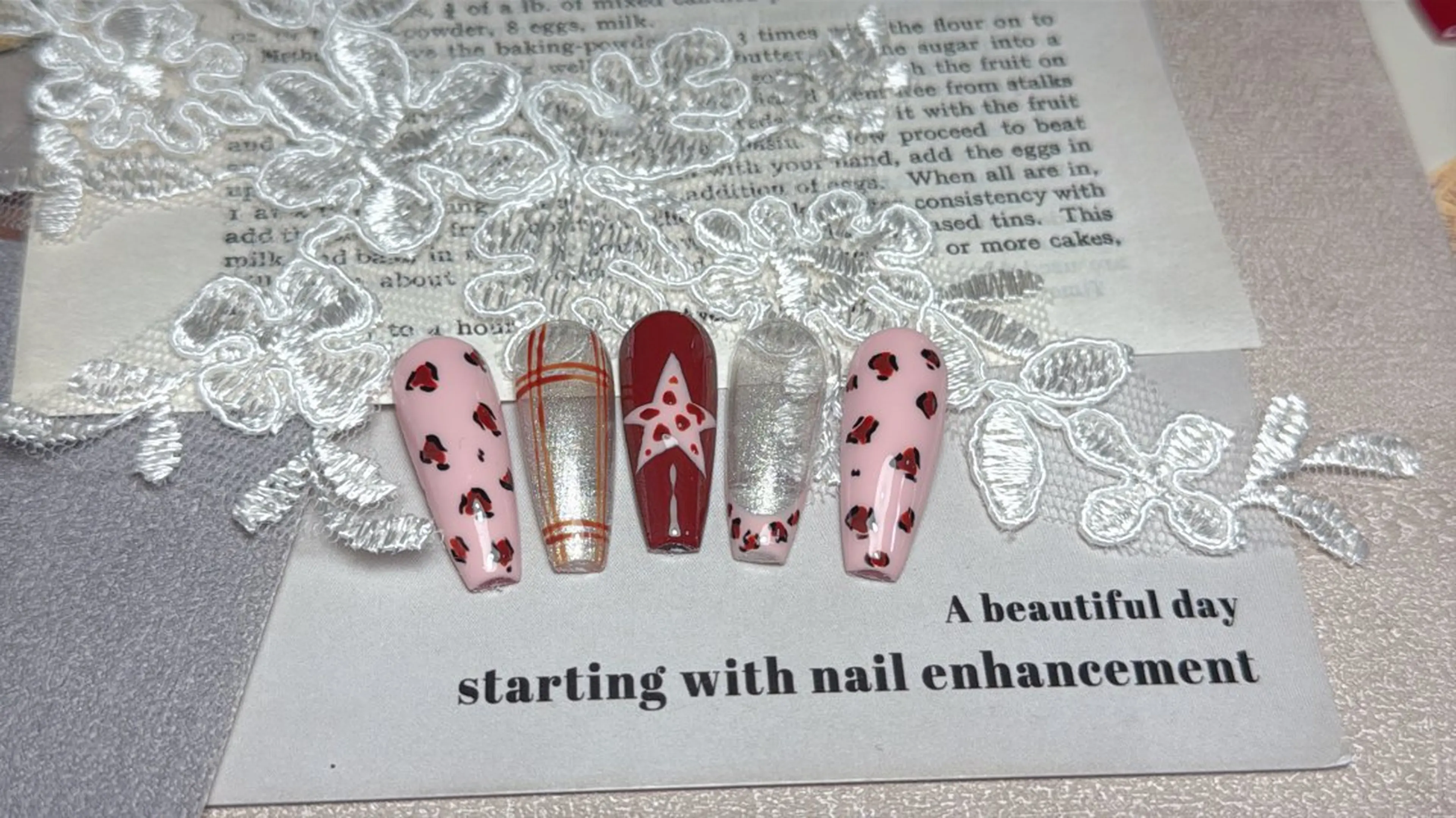 ネイル merci nailsalon 川口店所属・merci リカのネイルデザイン