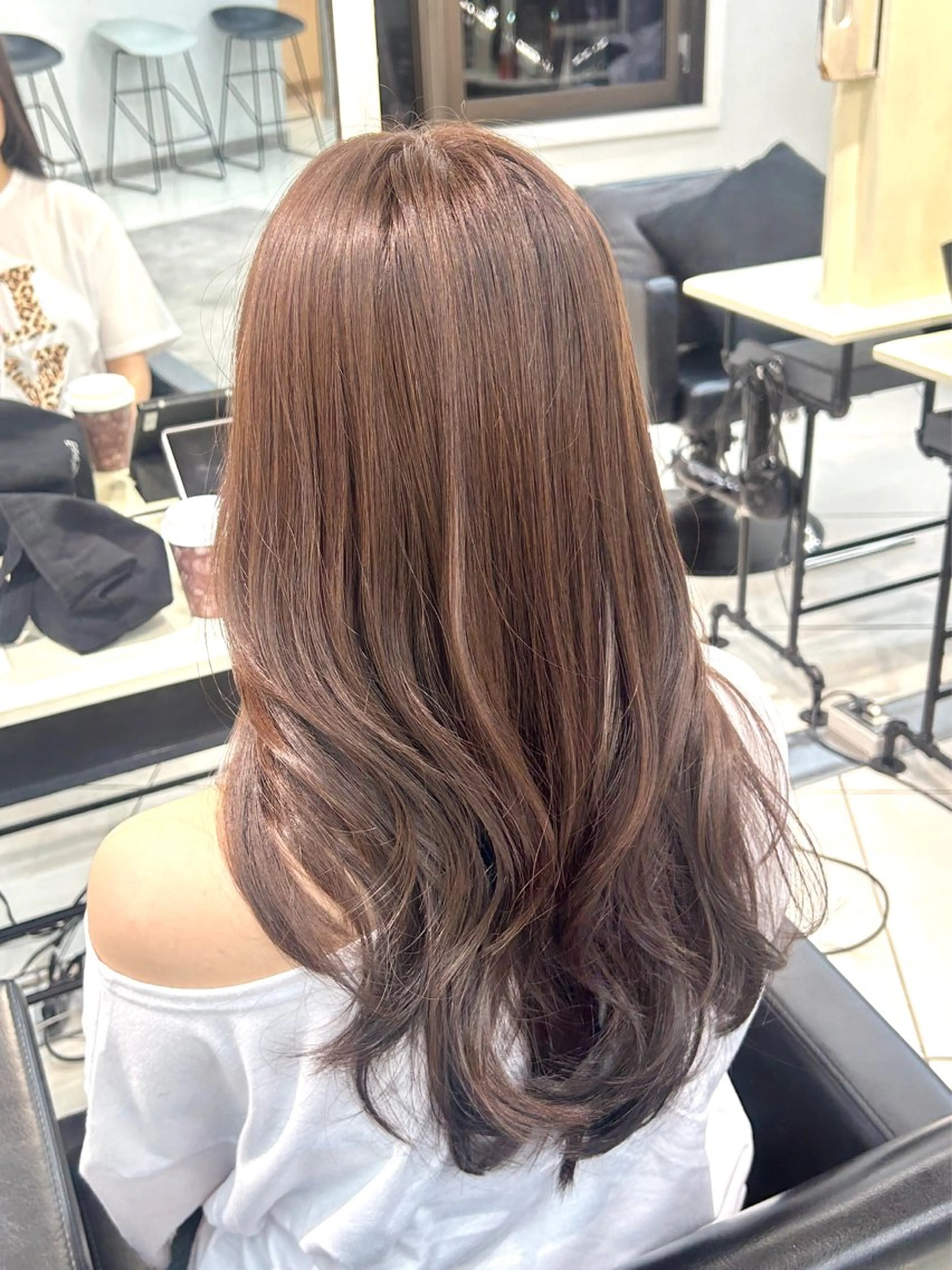 ロング レイヤー×ツヤカラー 渋谷/kougaのヘアスタイル