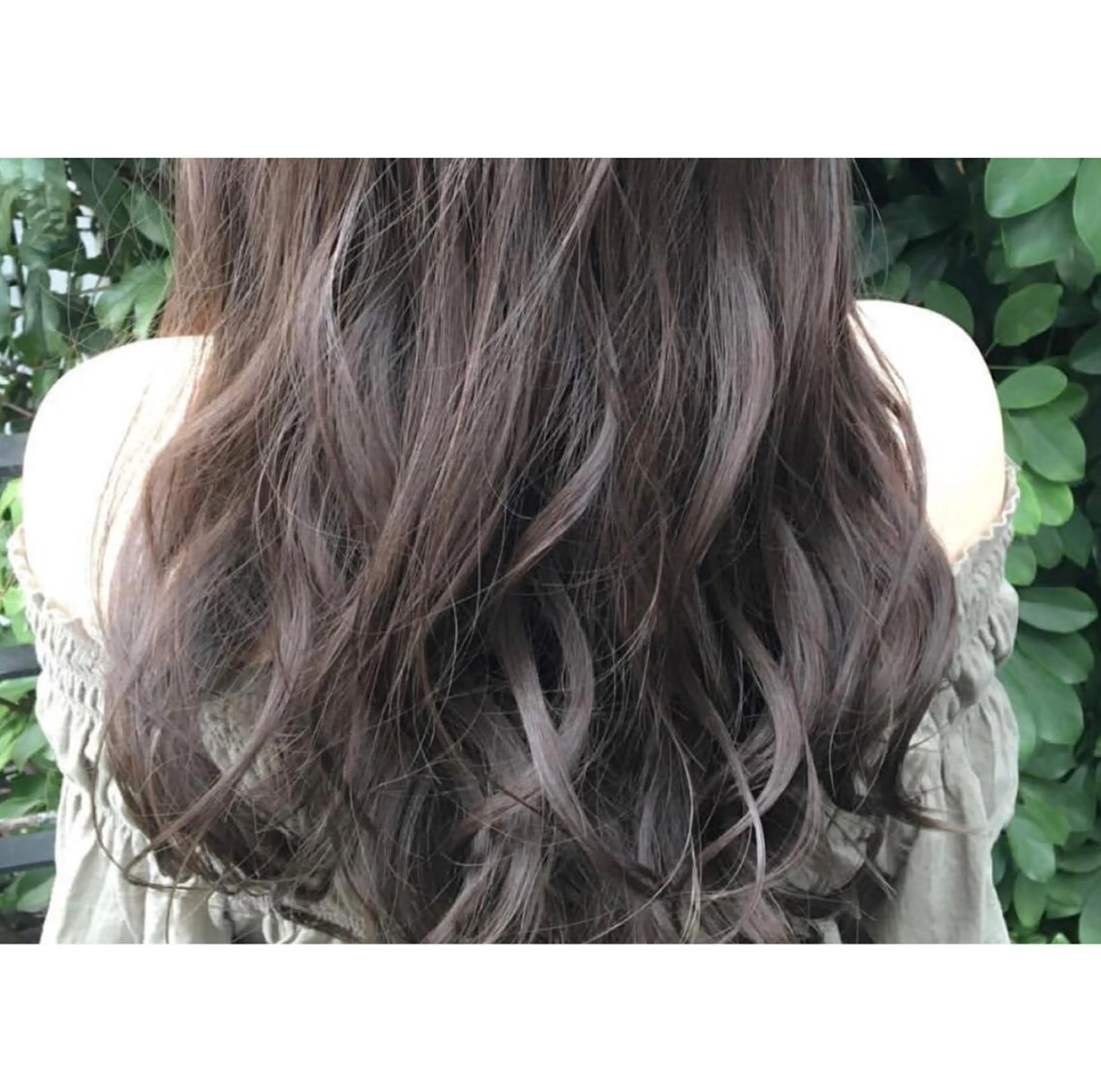 カラー THE DAY所属・AKI HASHIMOTOのヘアスタイル