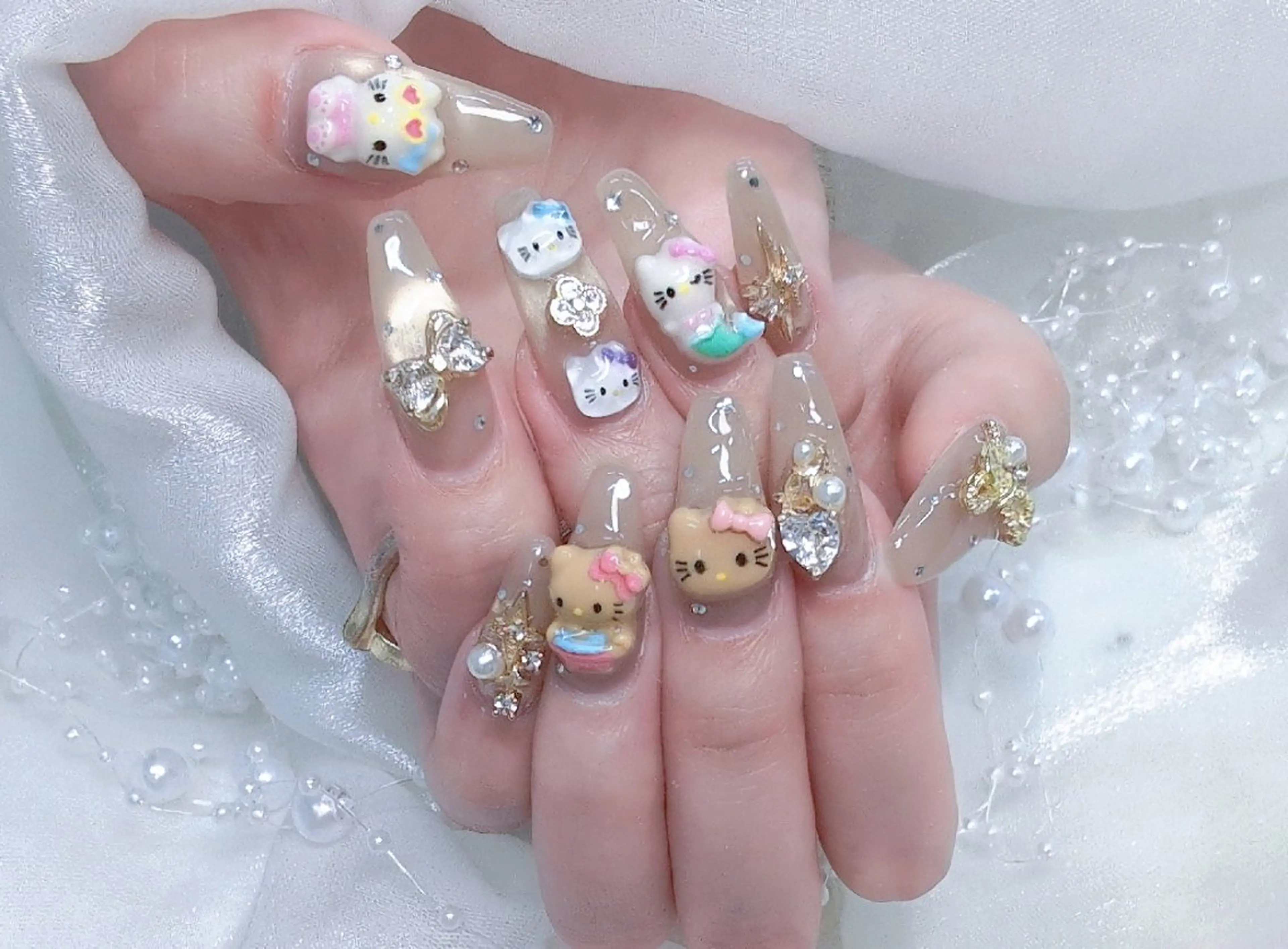 ネイル 長さ出し フラッシュネイル フレンチネイル キラキラネイル ラメ(グリッター) Chouette Nailのネイルデザイン