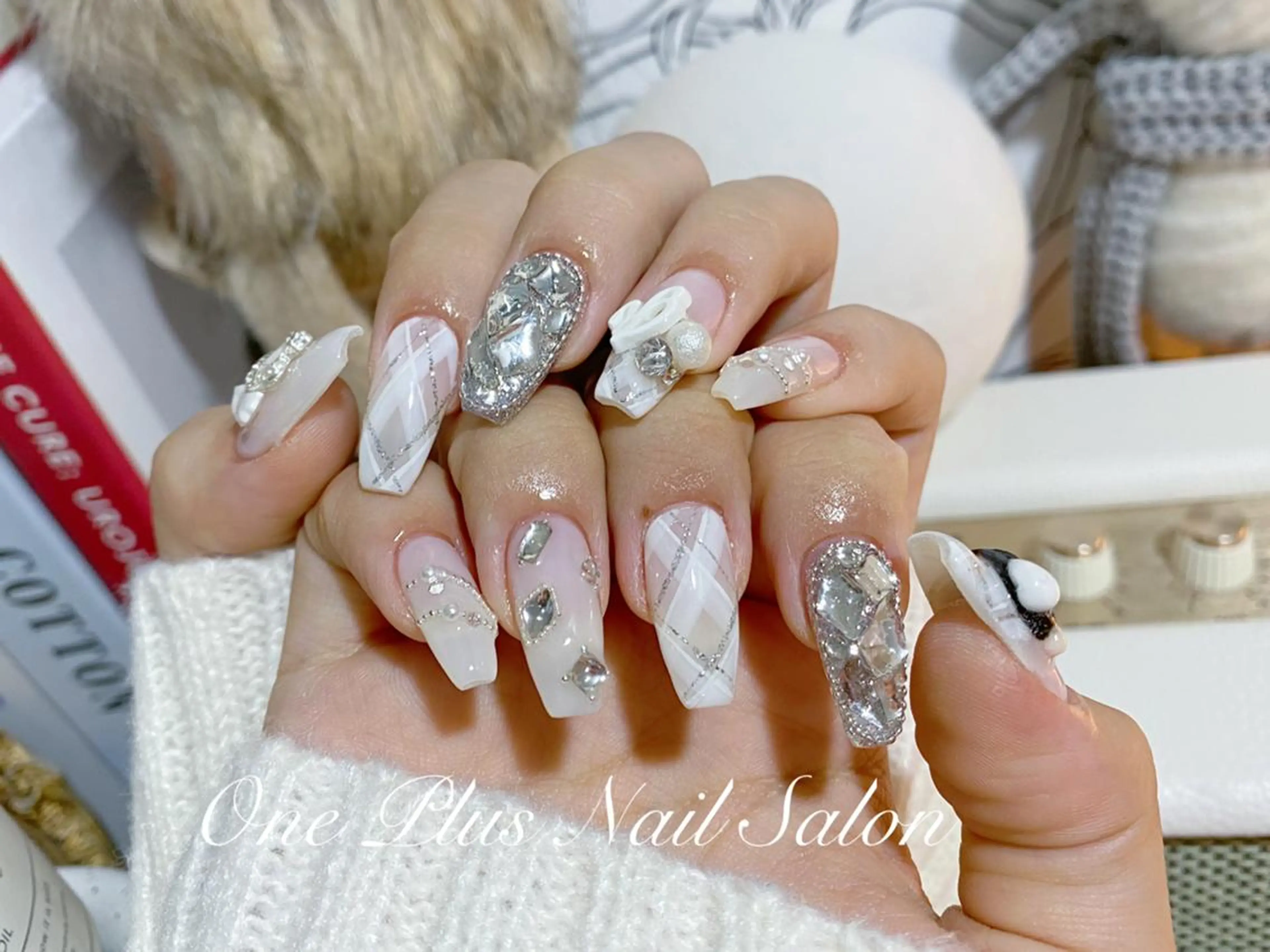 ネイル One plus あやのネイルデザイン