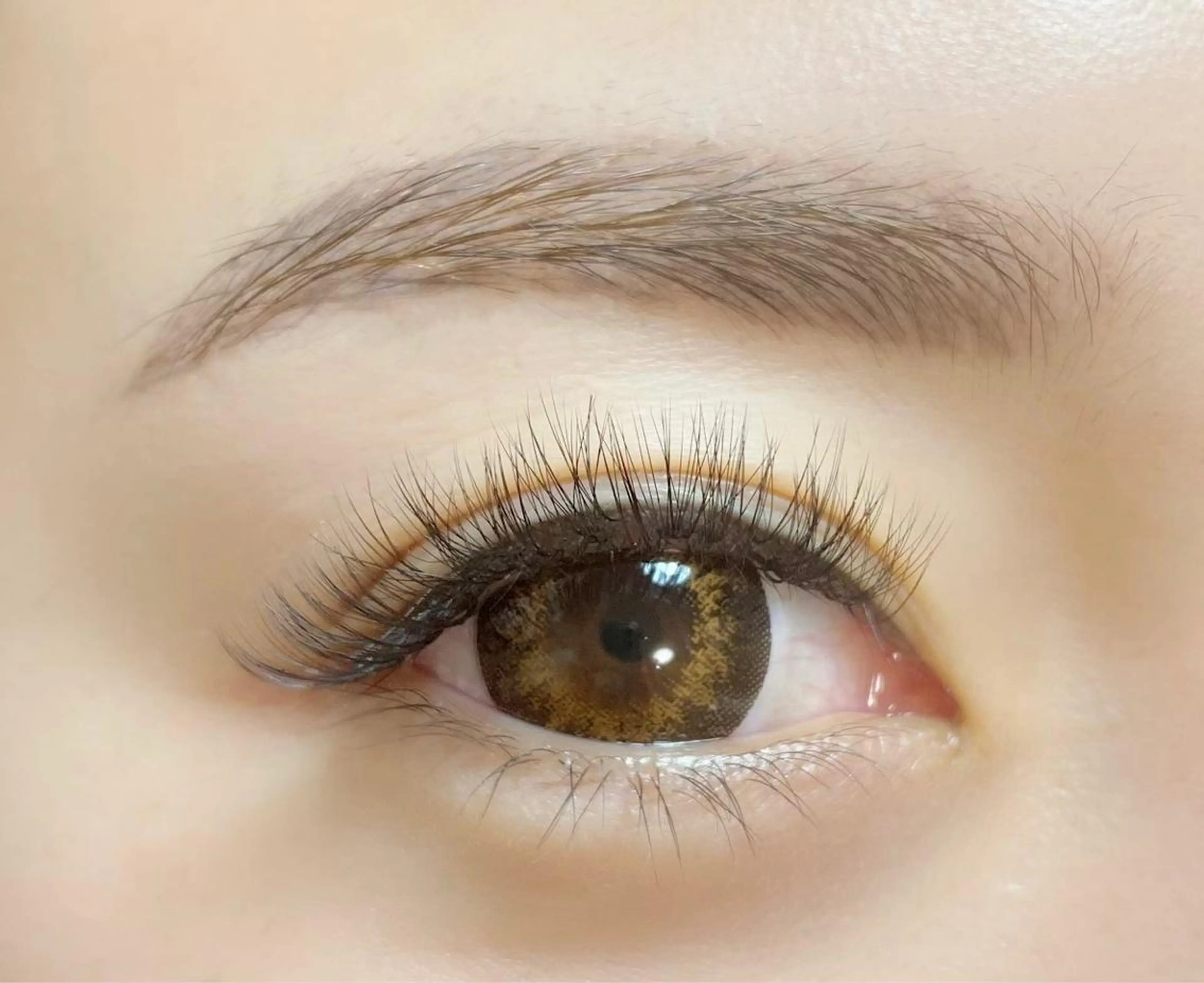 マツエク・マツパ ボリュームラッシュ plume eyelashのネイルデザイン