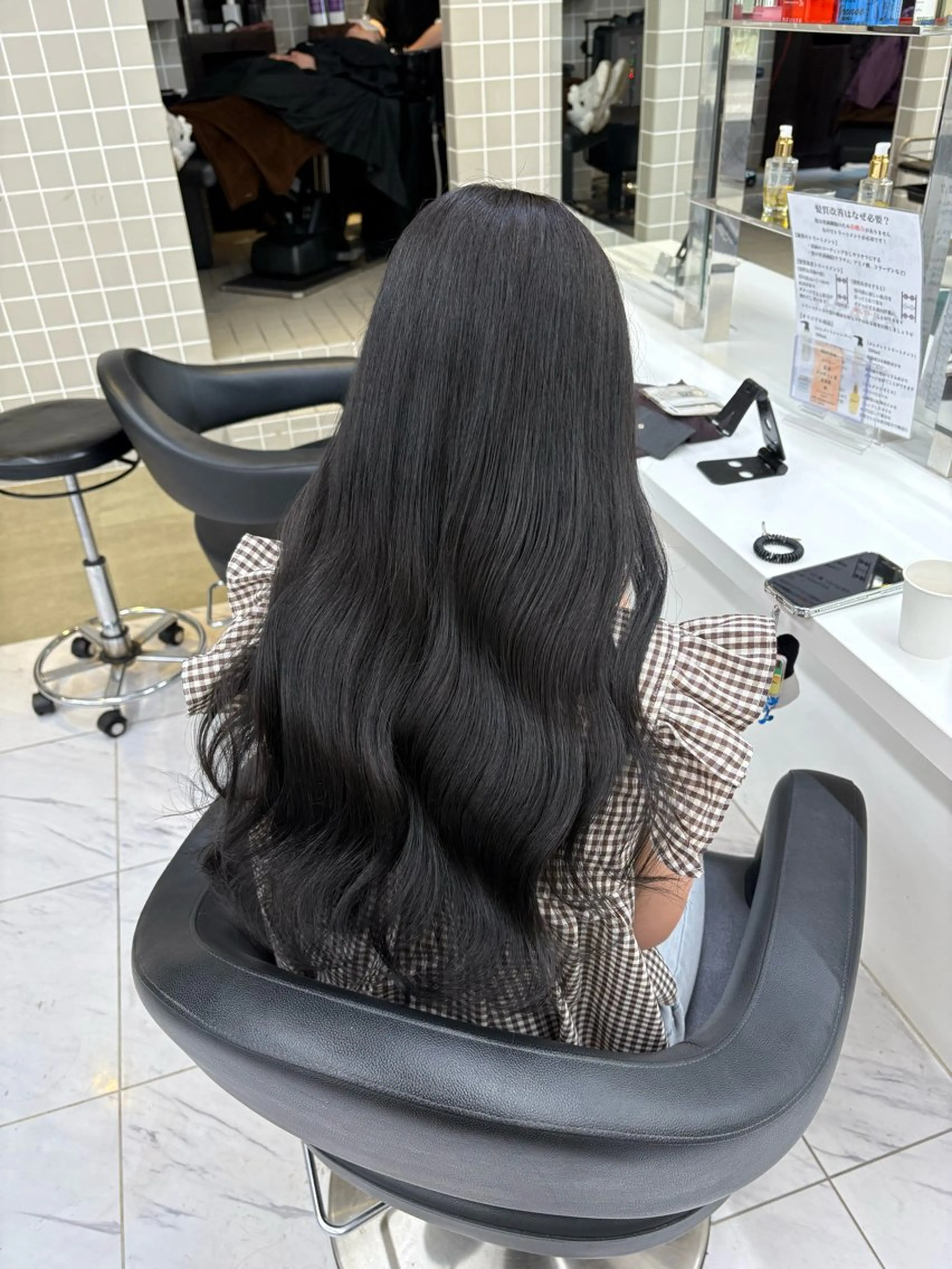 ロング ヘアカラー トリートメント ヘッドスパ ヘアセット 寒色＆ブリーチ特化 寒色MiOのヘアスタイル