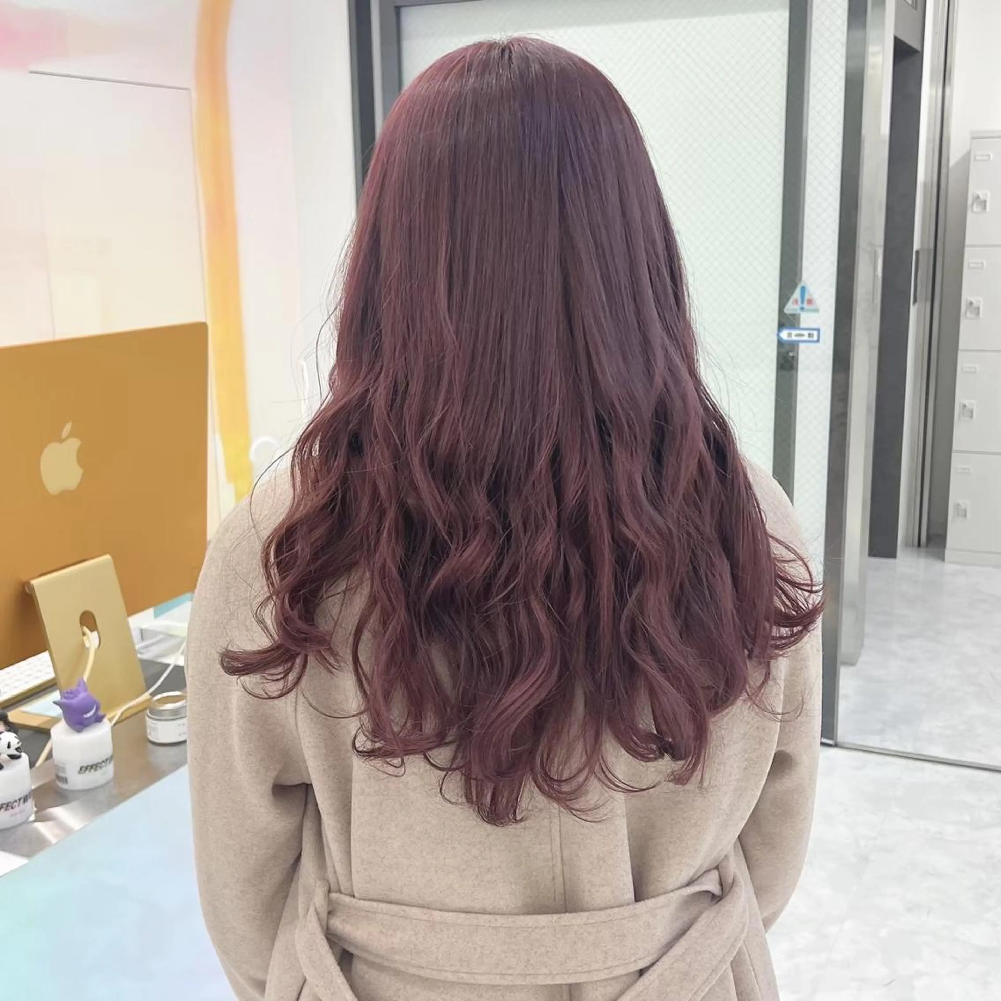 ロング カラー ヘアアレンジ ブリーチなしの達人 🌈KAITOのヘアスタイル