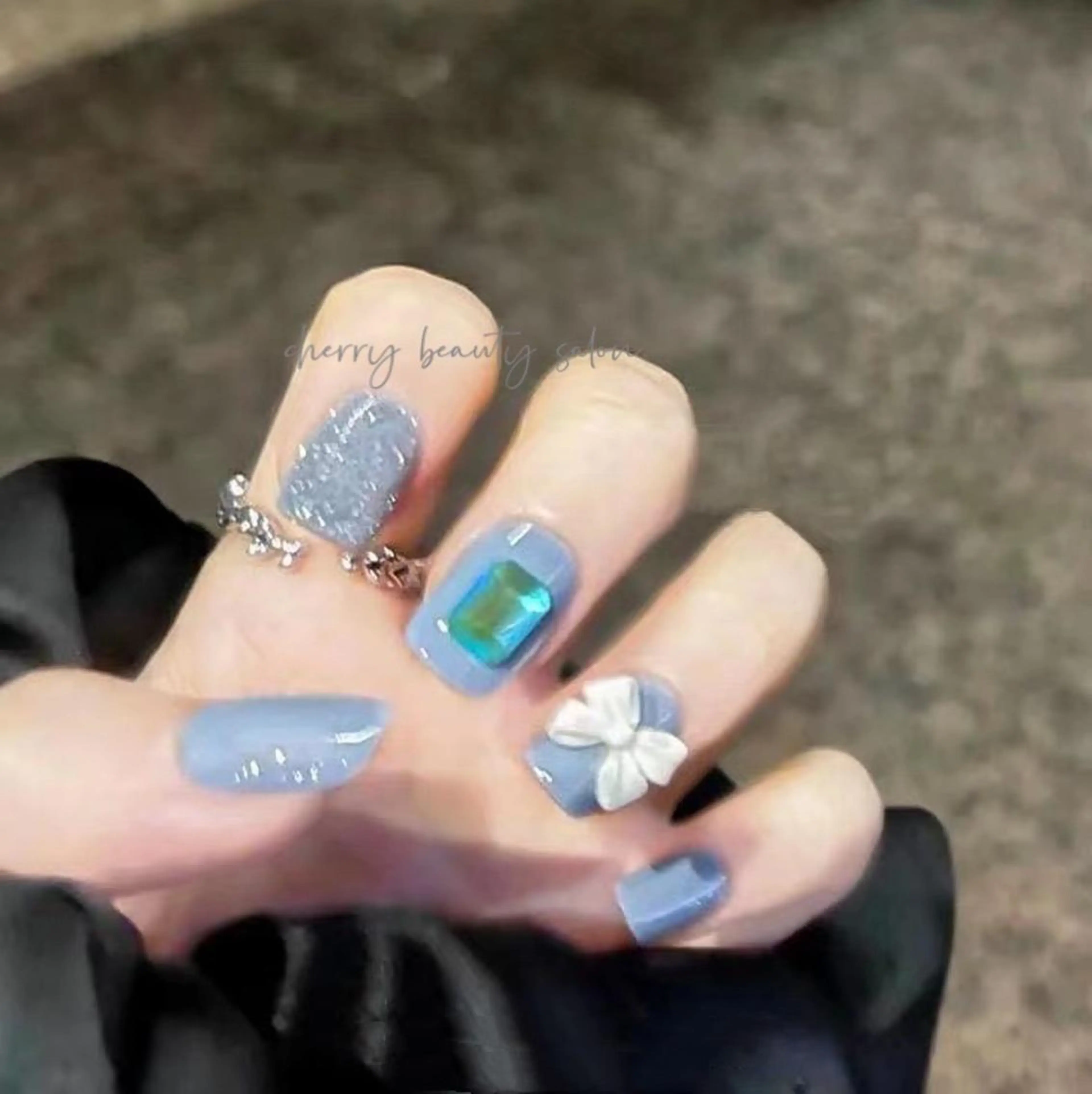 ネイル SAKURA 🍒のネイルデザイン